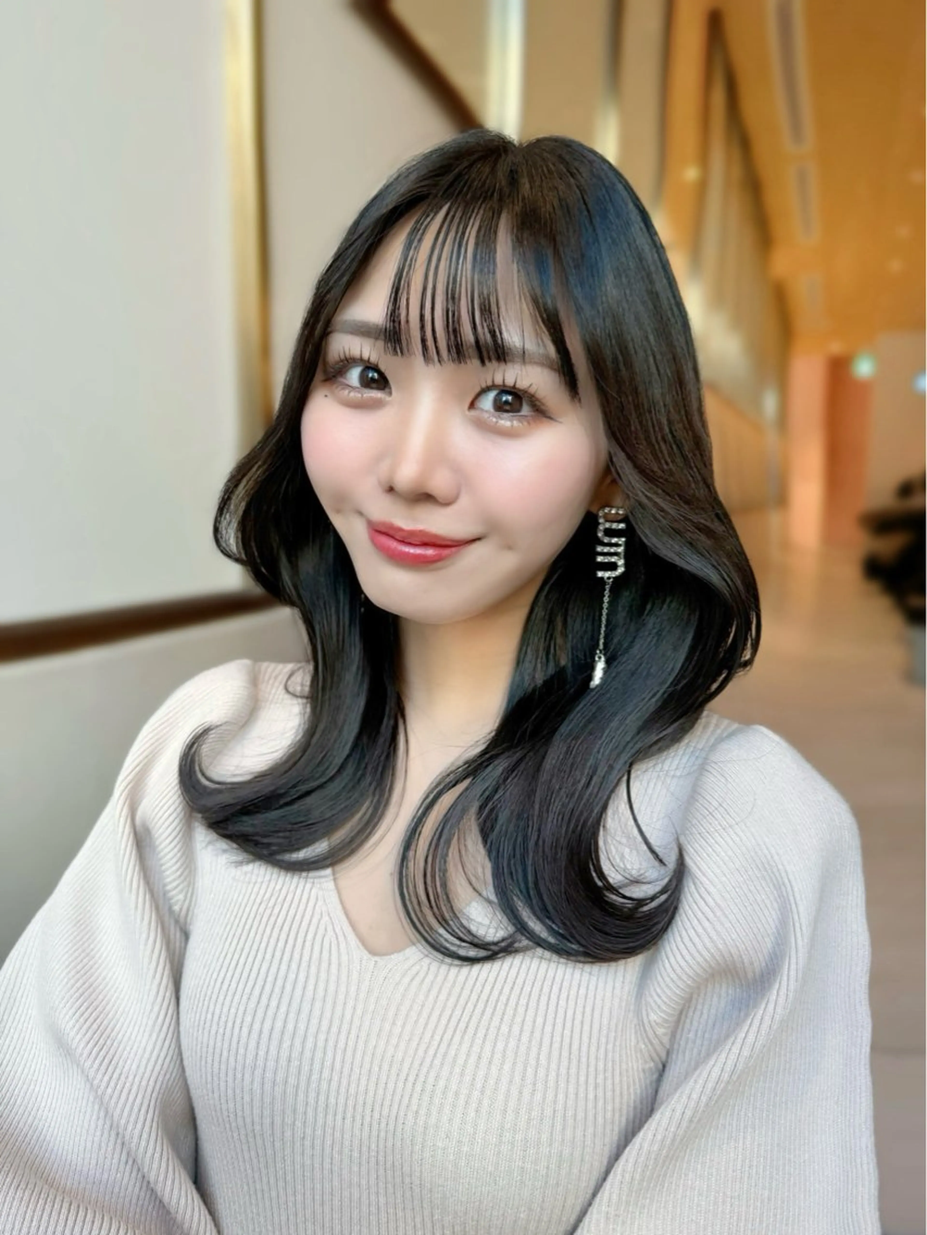 セミロング カラー カット ヘアカラー トリートメント ヘッドスパ ヘアセット 韓国ヘア/レイヤー/ 顔まわり/りょーとのヘアスタイル