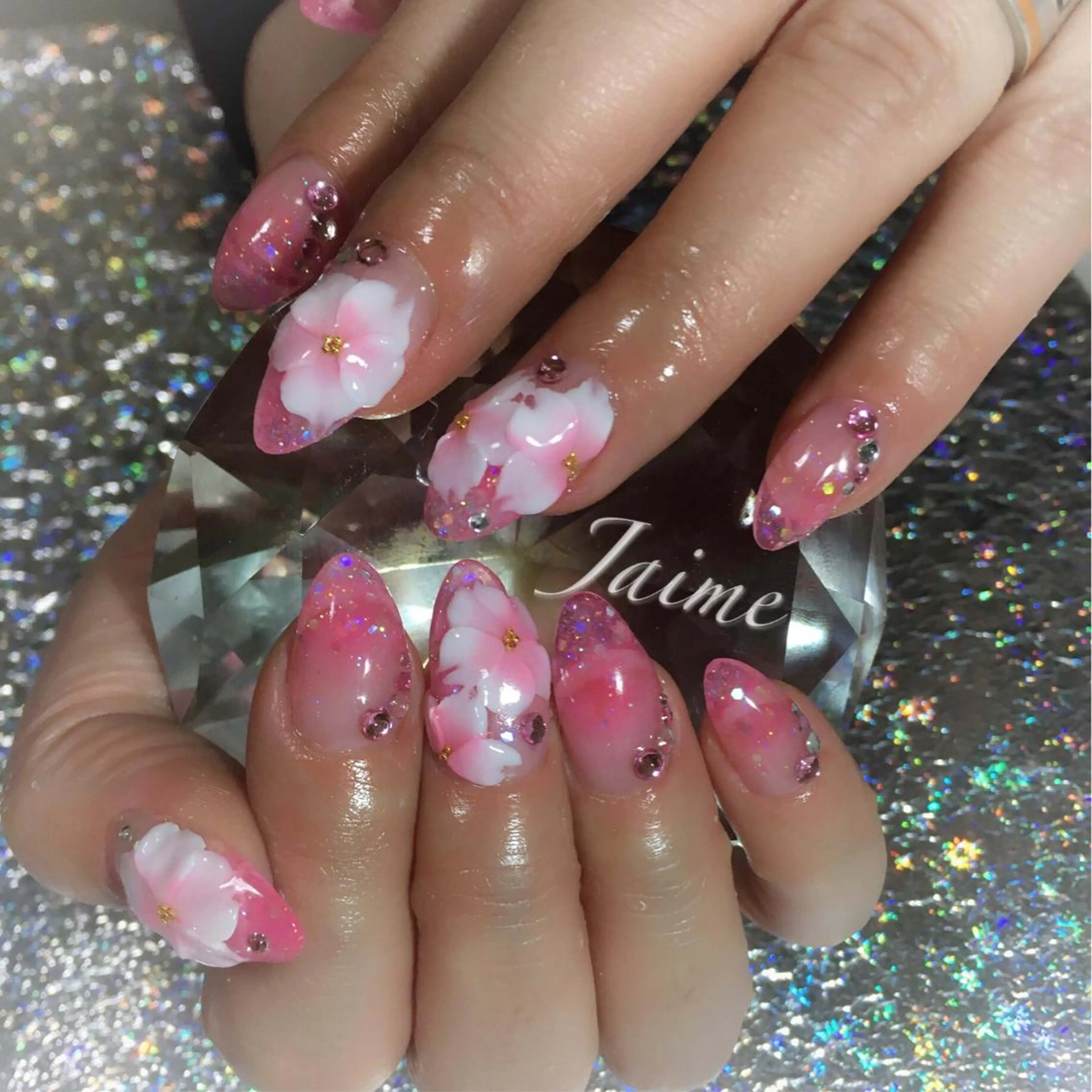 ミディアム ネイル Jaime Yuiのネイルデザイン