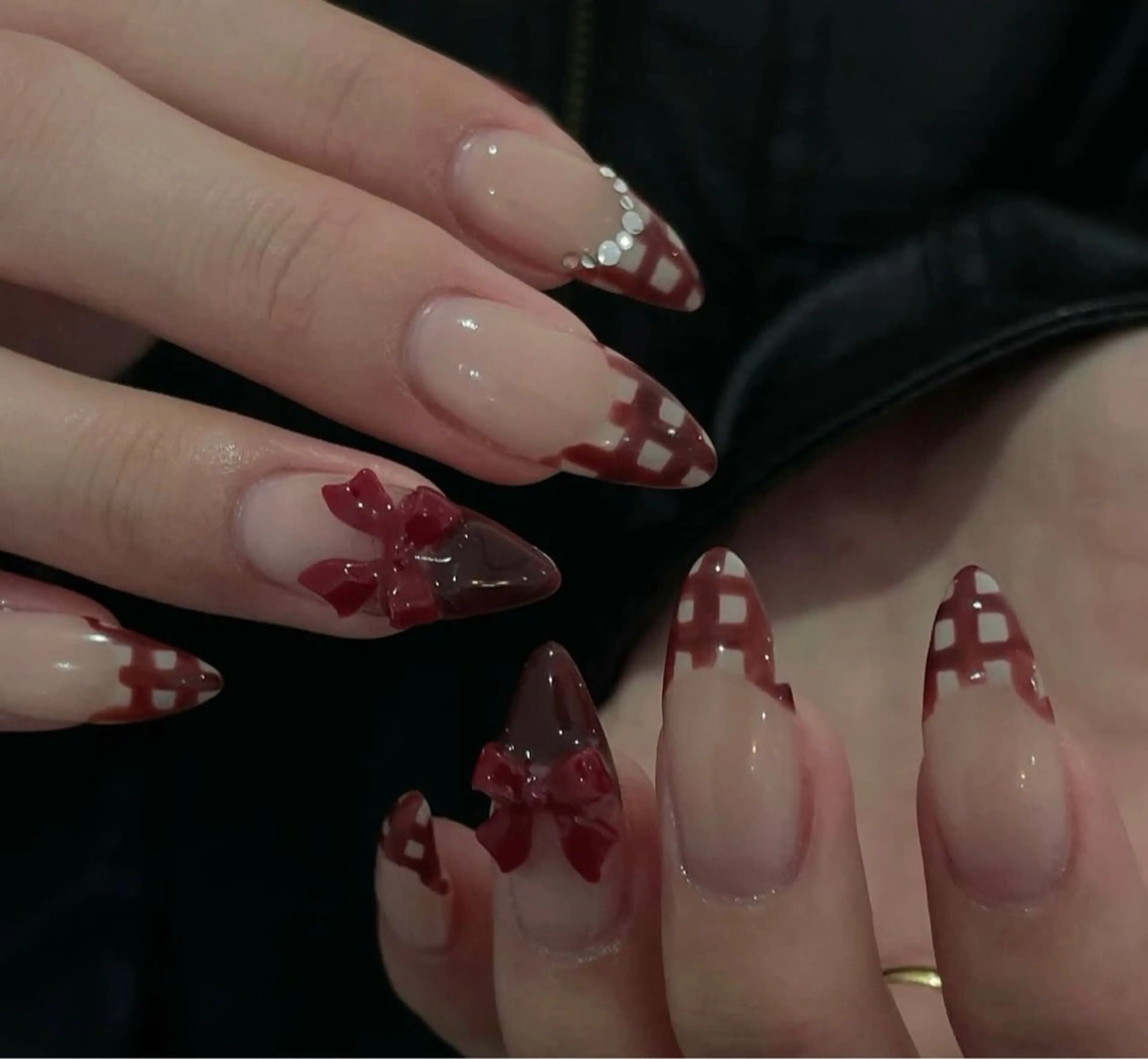 ネイル ハンドネイル NiJi Nailsのネイルデザイン