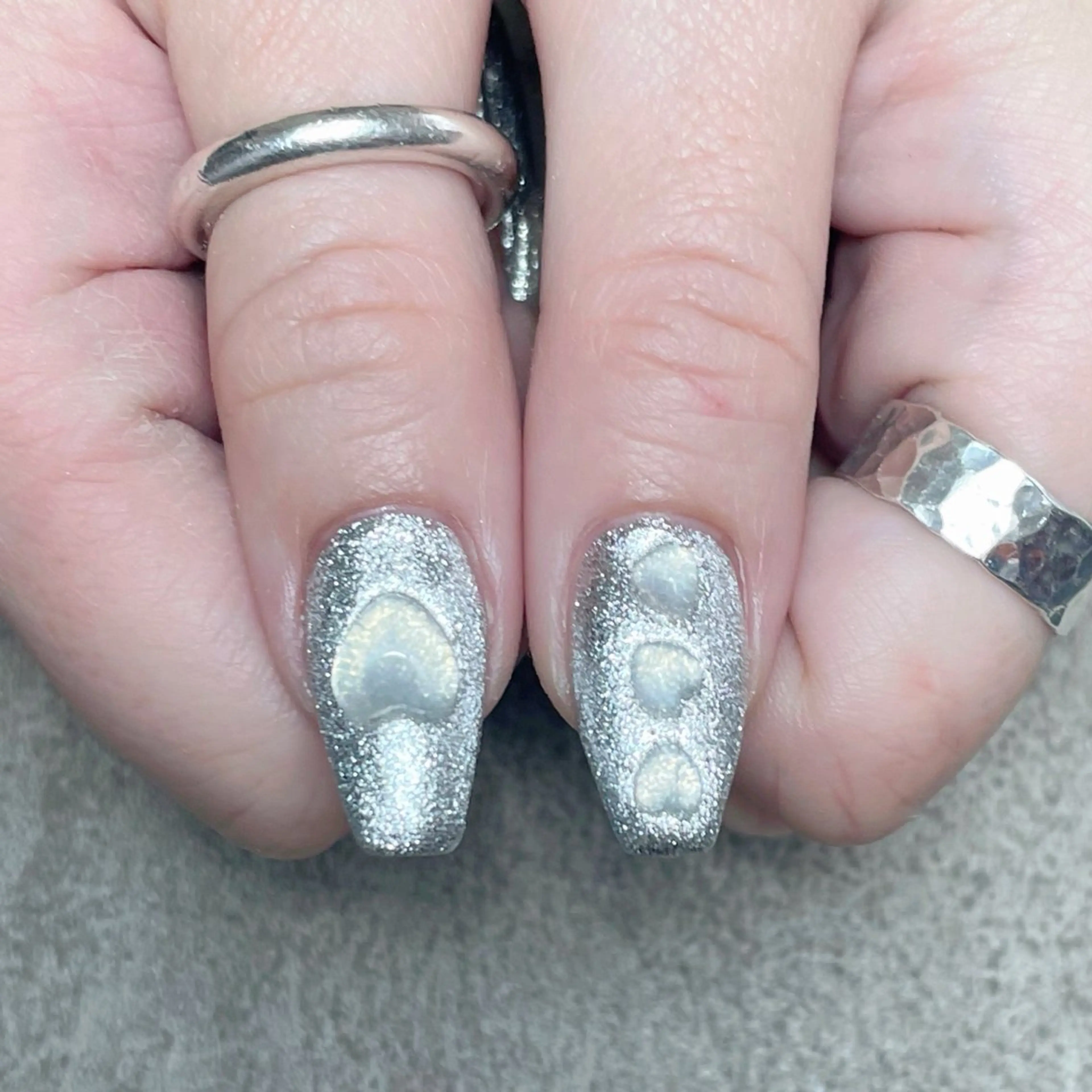 ネイル ハート ハンドネイル nailroom DIASOMNIAのネイルデザイン