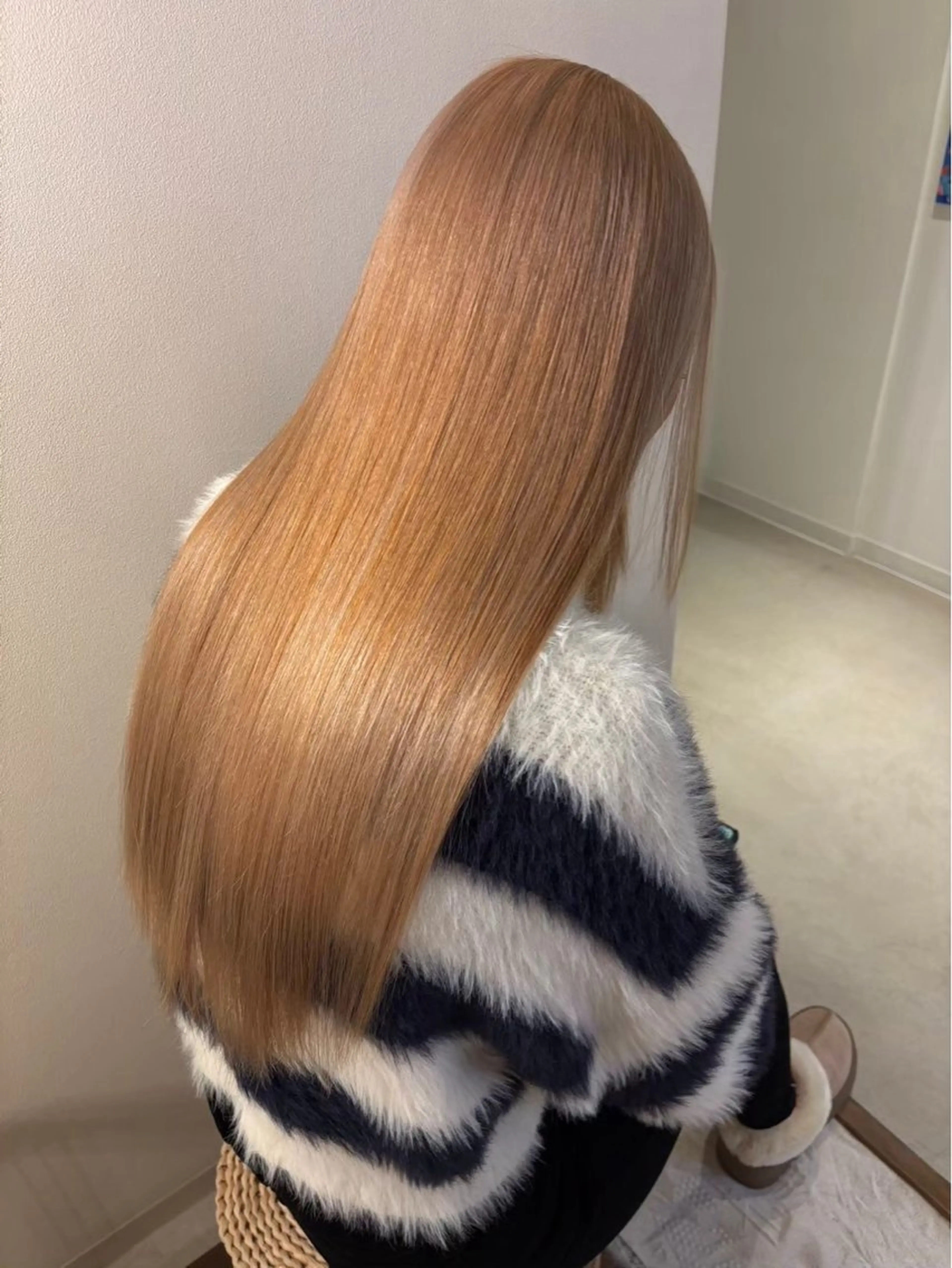 ロング ヘアカラー トリートメント 中岡 心音のヘアスタイル