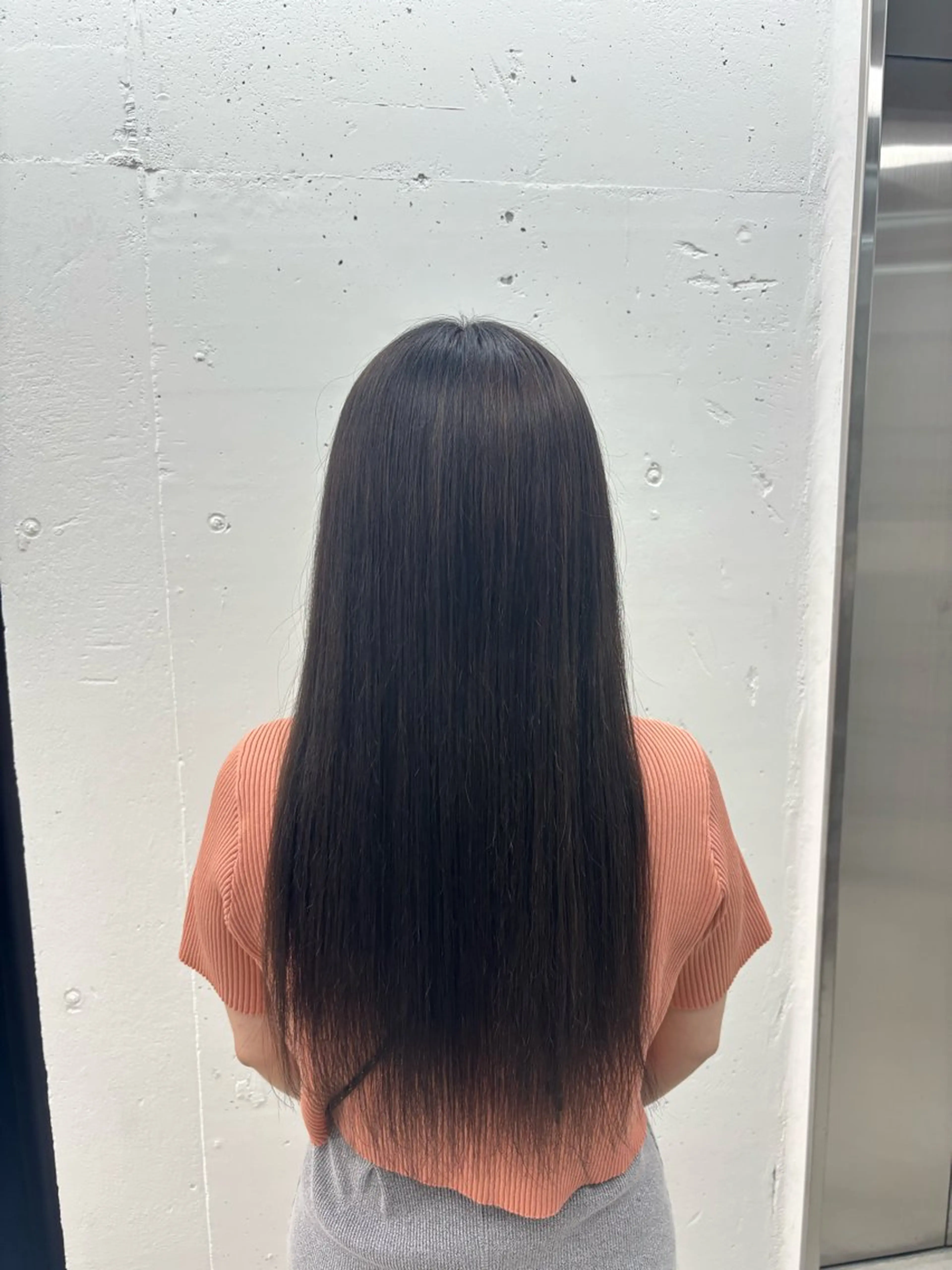 ロング カラー ダークグレー ダークグレージュ グレージュ ヘアカラー トリートメント ヘッドスパ 🌼あいり🌼 JILLSTUDIOのヘアスタイル