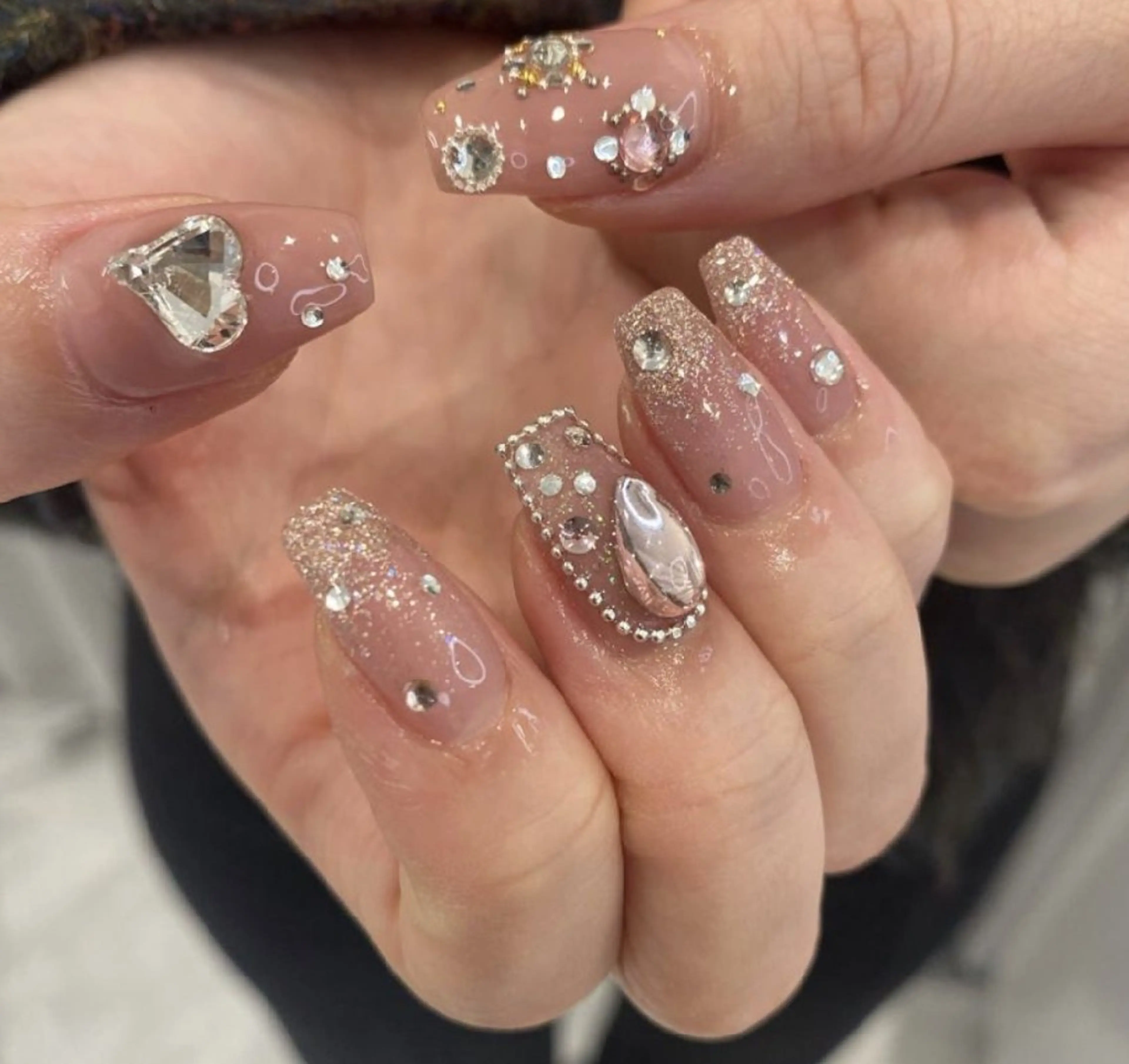 ネイル ハンドネイル na🎀🎀na ちゅるちゅるのネイルデザイン