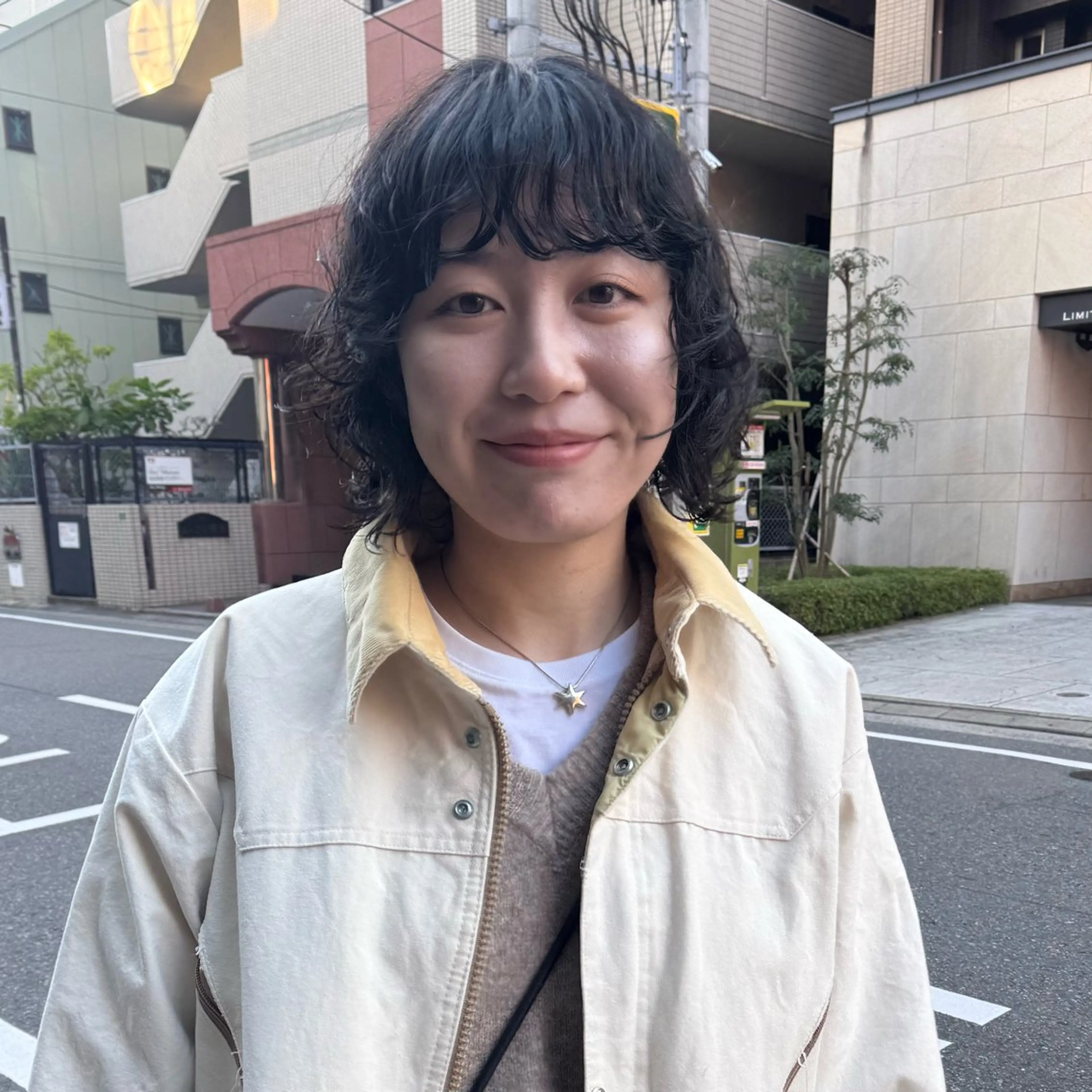 ショート カラー パーマ カット ヘアカラー パーマ トリートメント Lilu しずくのヘアスタイル