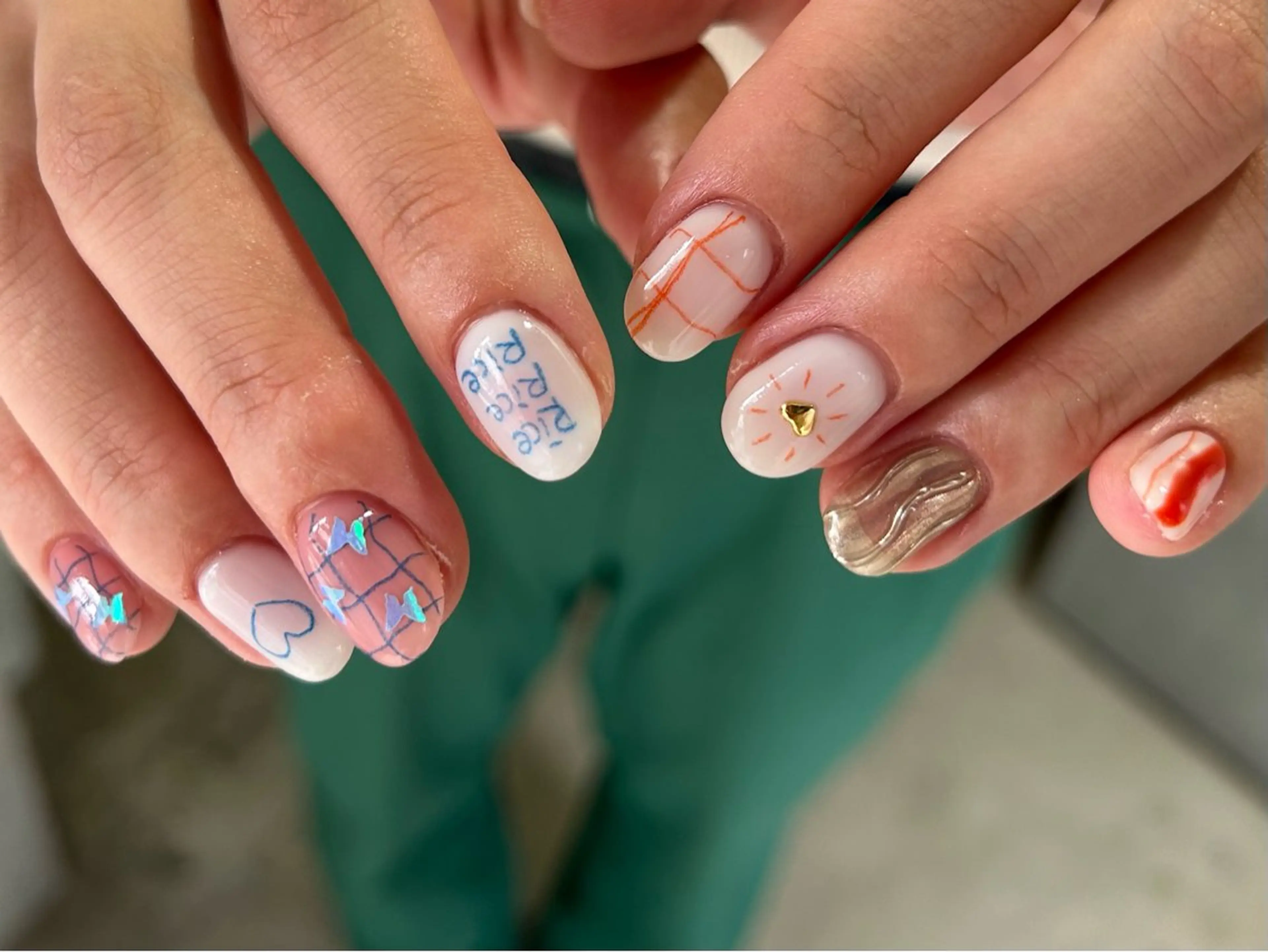 ネイル ニュアンスネイル シンプルネイル mark by 7 LOOKS yukaのネイルデザイン