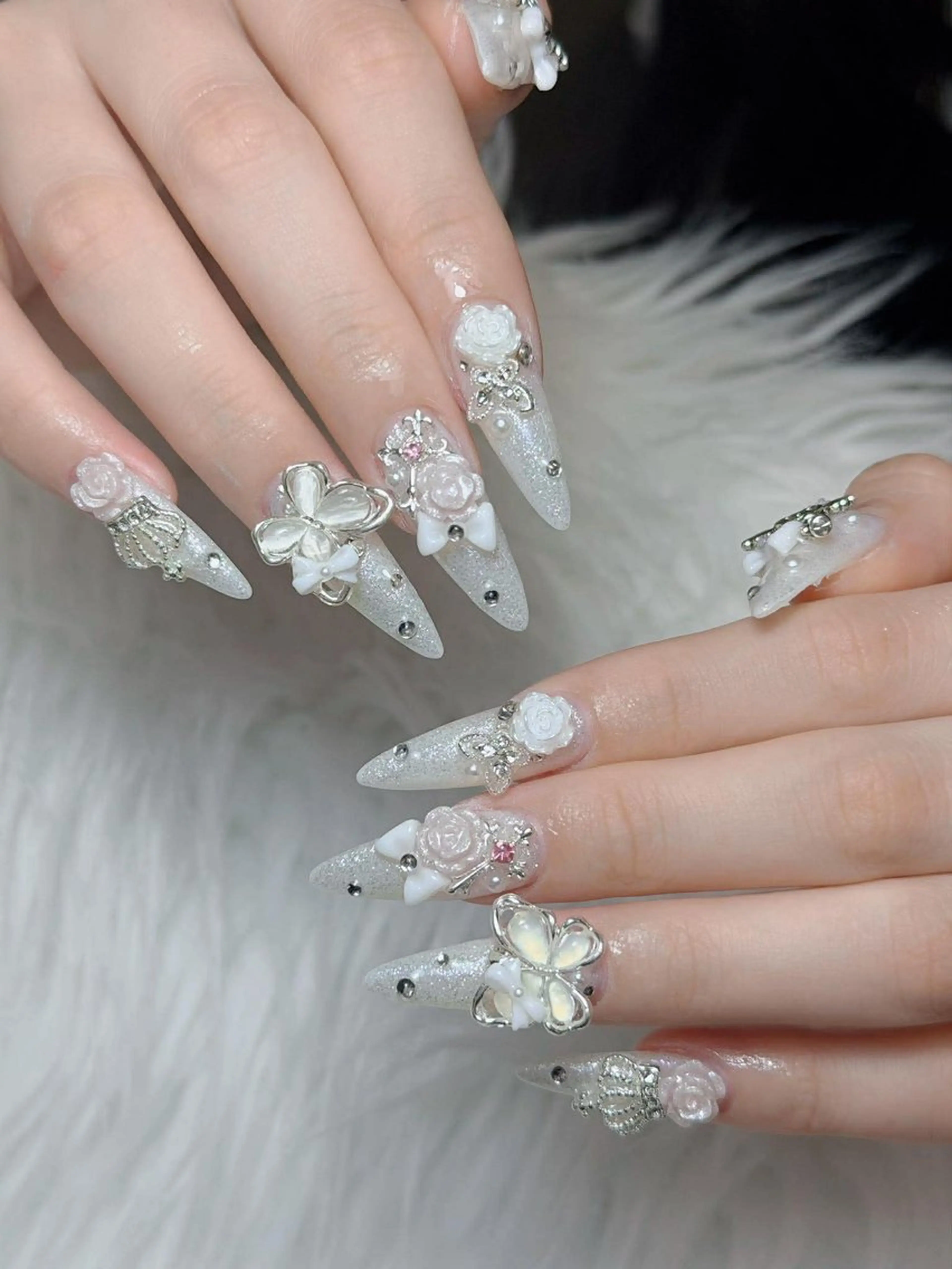 ネイル オーロラネイル チークネイル フットネイル フレンチネイル ハロウィン ハンドネイル Lumi Nail 新大久保3‘のネイルデザイン