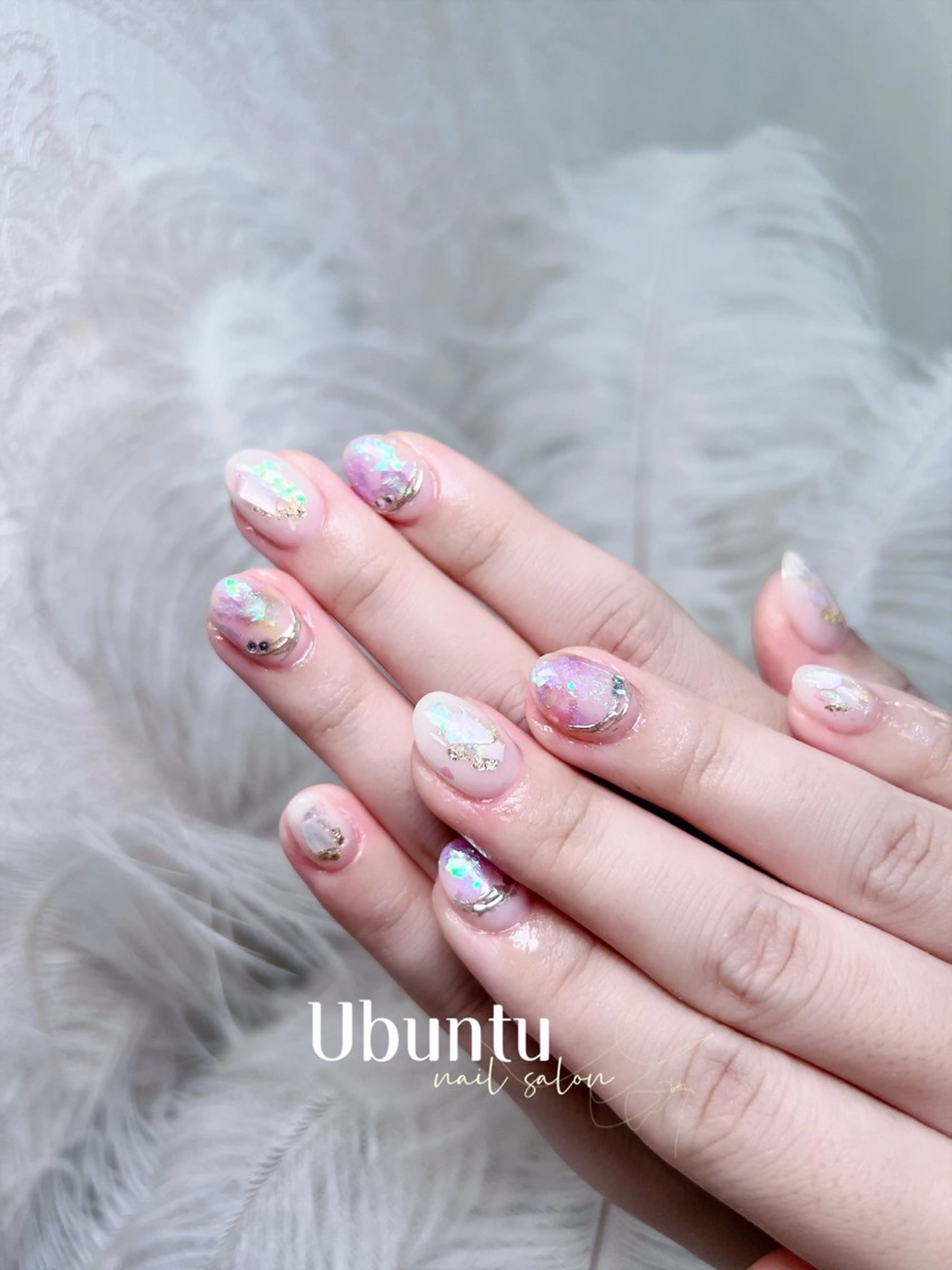 ネイル 韓国ネイル ラメ(グリッター) ハンドネイル Ubuntu🎀 ネイルサロン✨のネイルデザイン