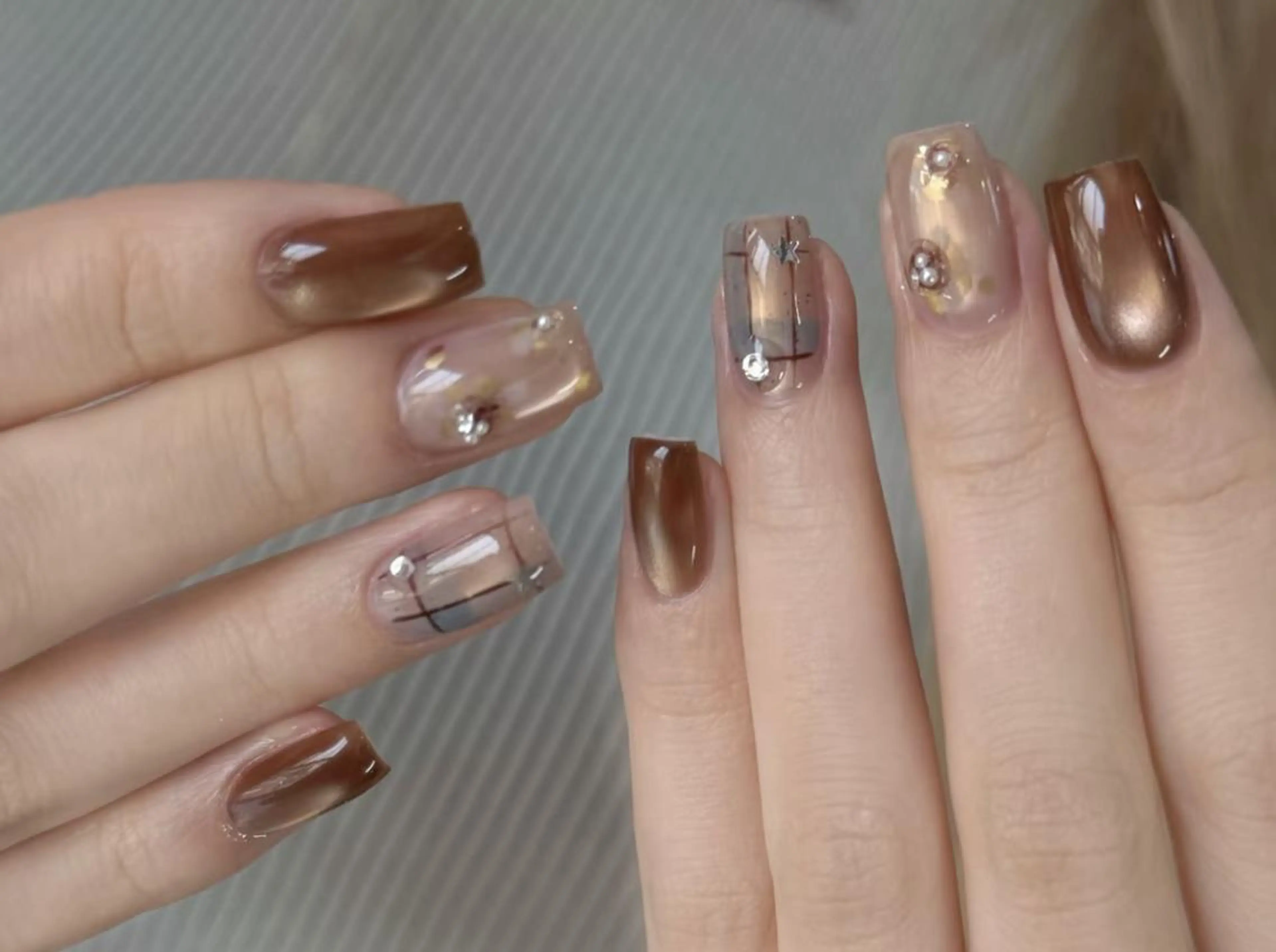 ネイル ハンドネイル 🎀 NaNa_nailのネイルデザイン