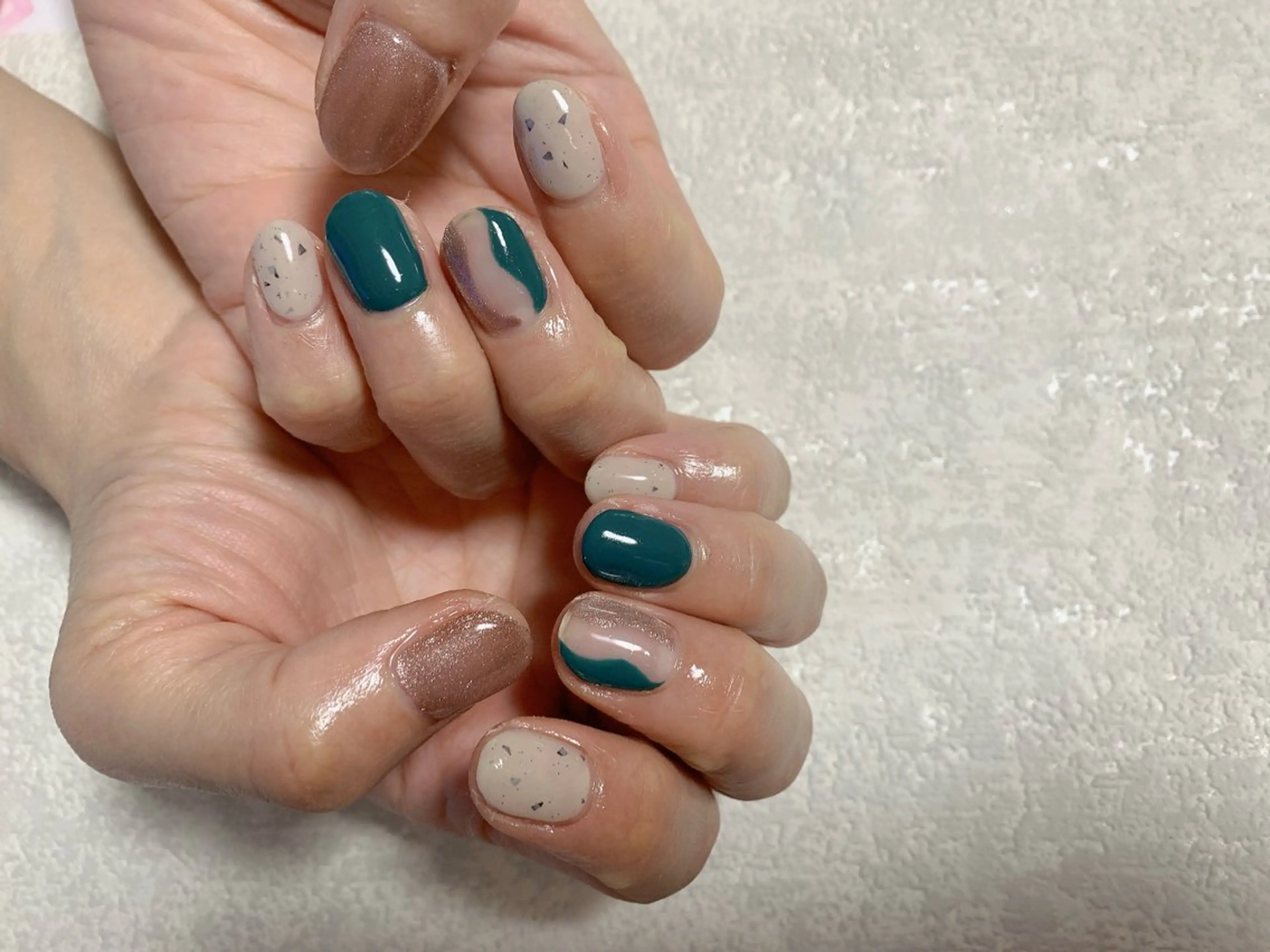 ネイル ジェルネイル 韓国ネイル マグネットネイル メンズネイル ワンカラーネイル kiki nail たまプラーザのネイルデザイン