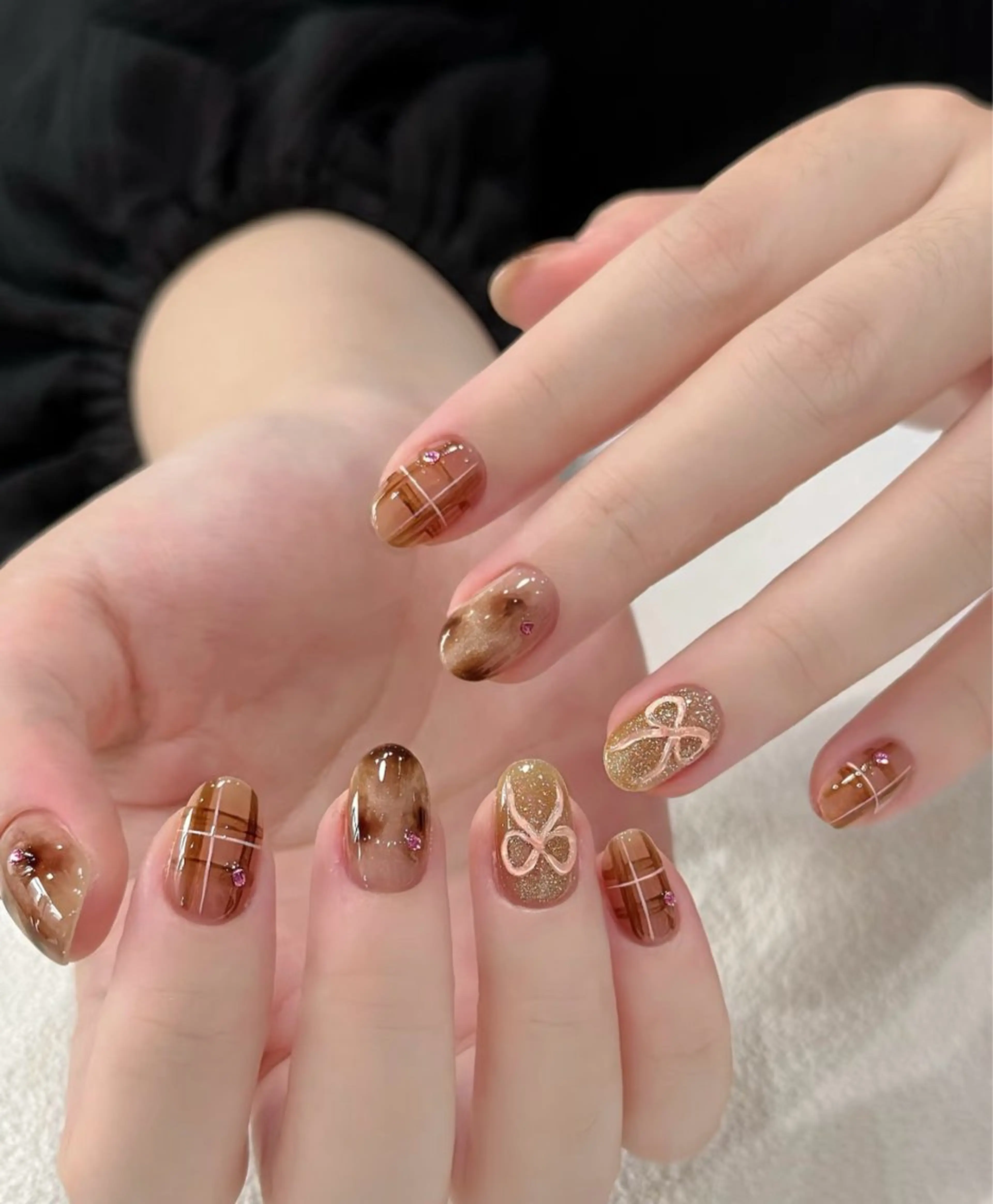 ネイル ハンドネイル ハンドケア Sachiネイル所属・Sachi Nail上野のネイルデザイン