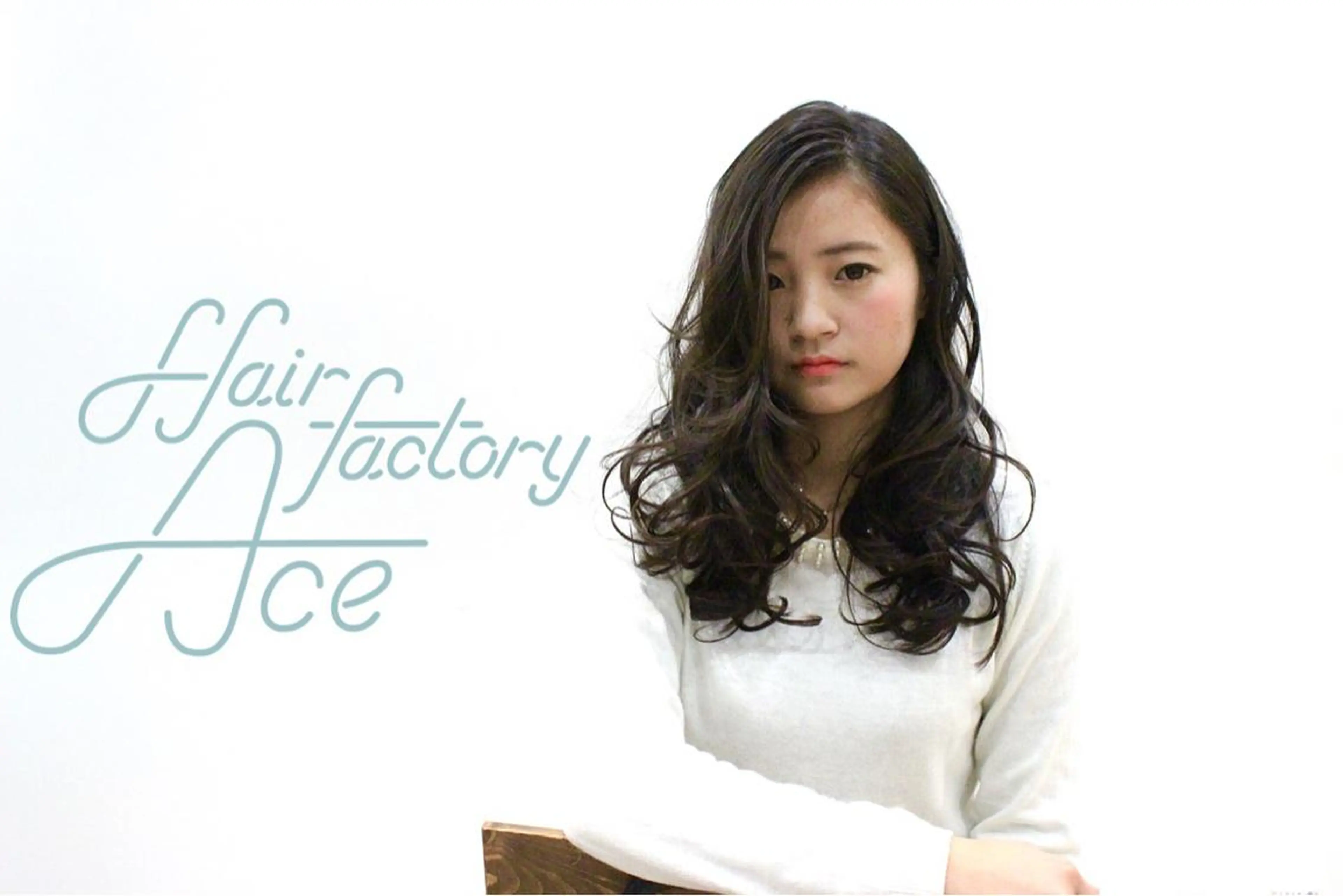 セミロング 所渉/韓国レイヤー /ウルフカットのヘアスタイル