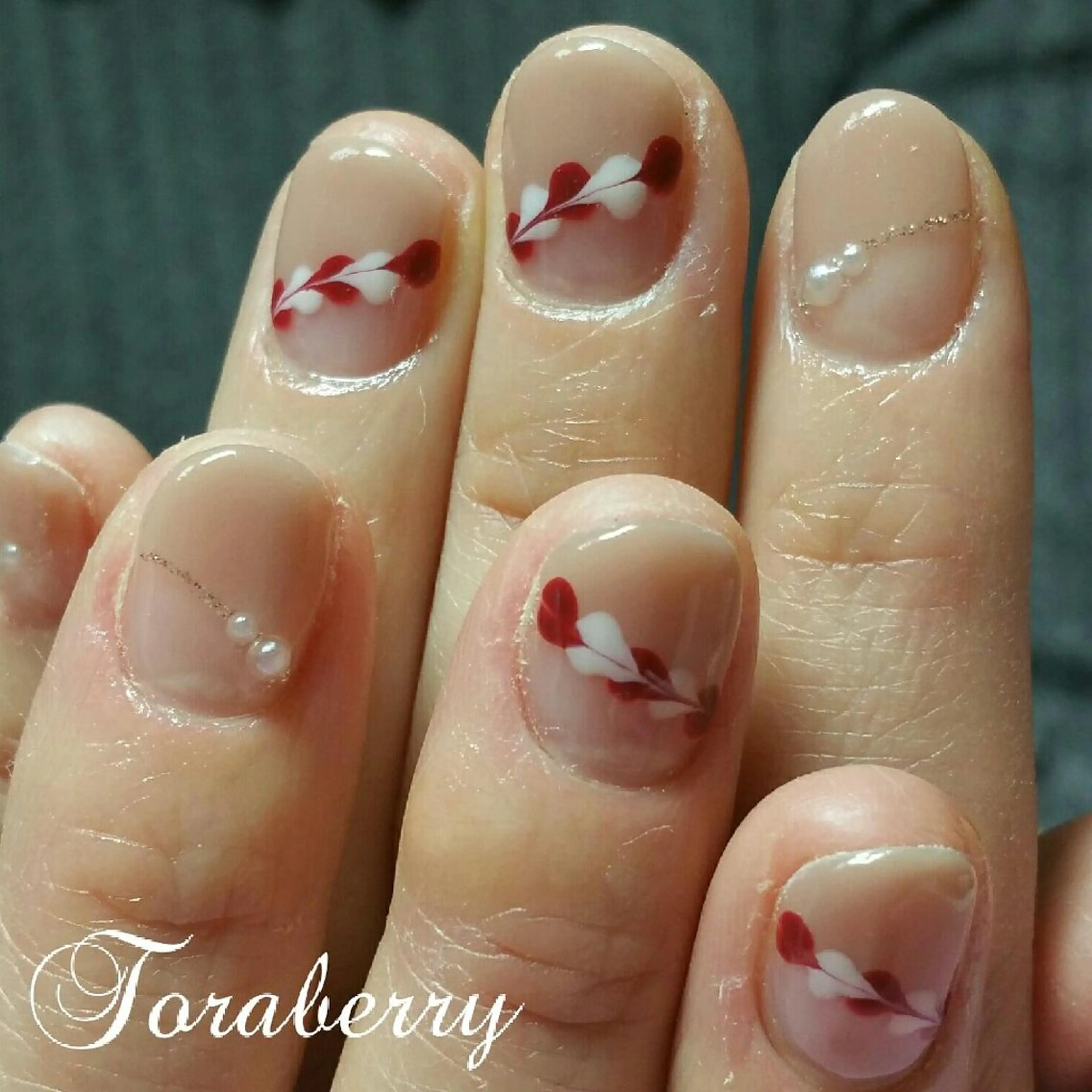 ネイル ハート ピーコックネイル ネイリスト なつみのネイルデザイン