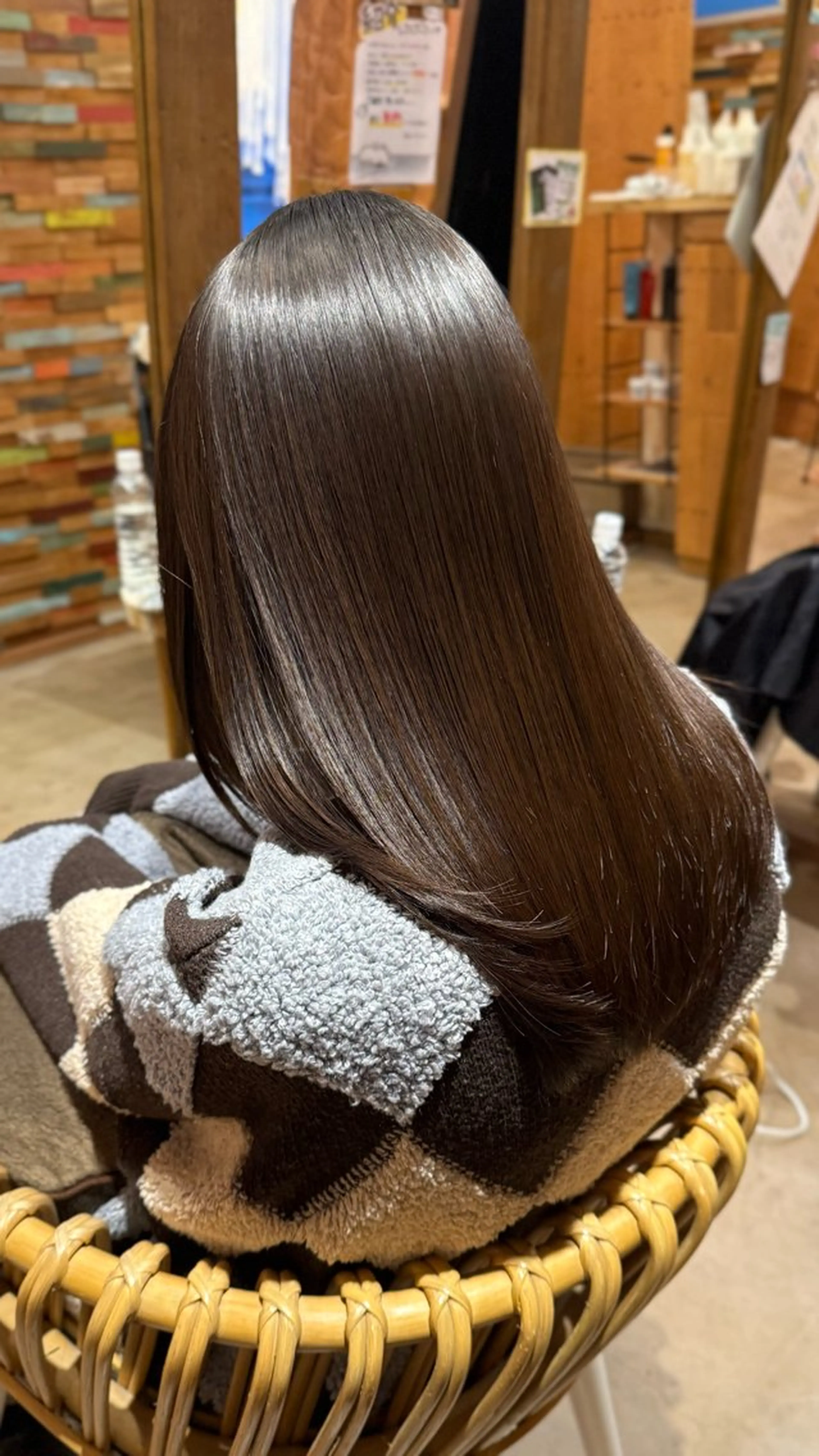 カット+縮毛矯正（ストレートパーマ）+トリートメント¥12000の写真