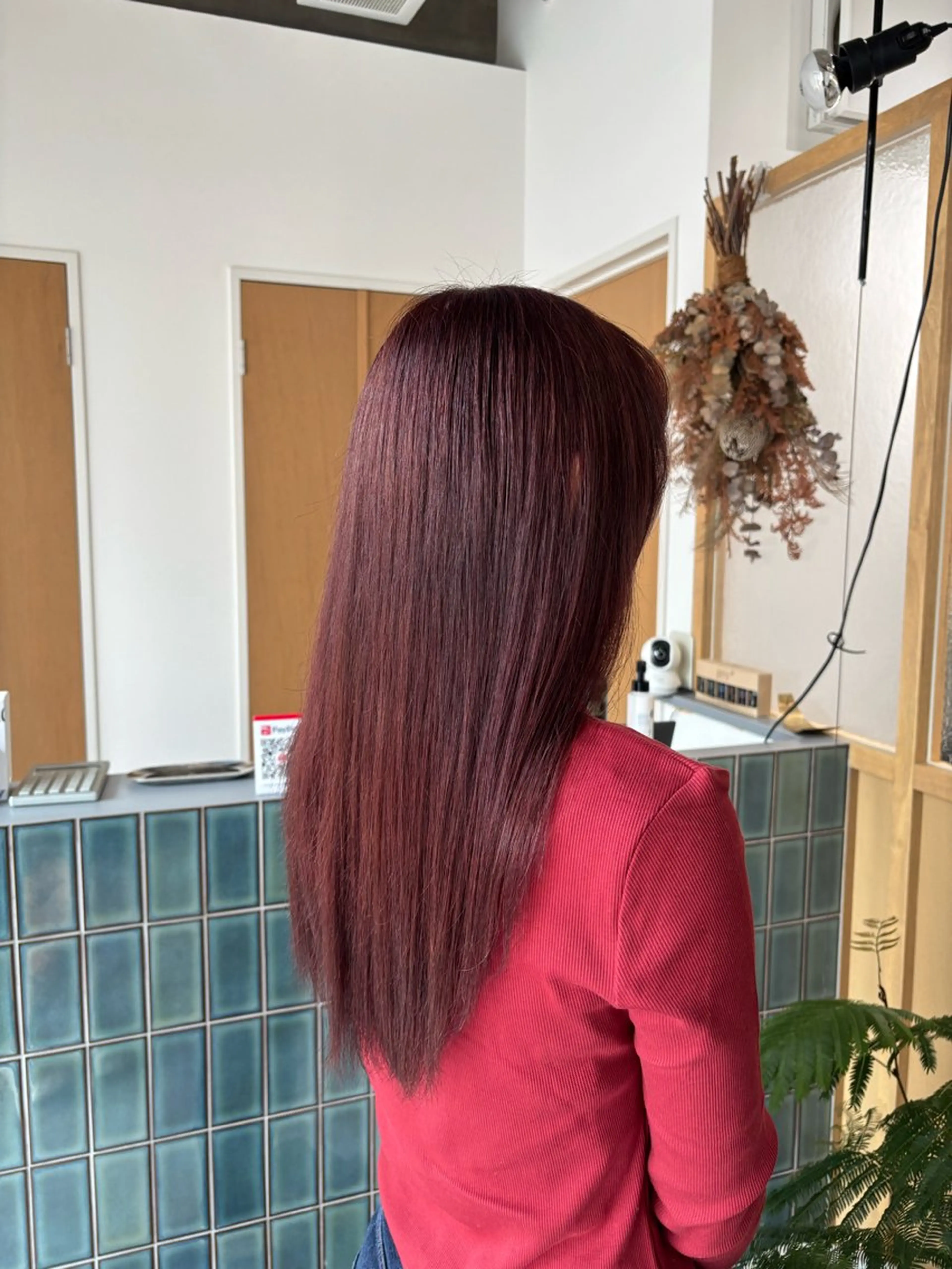 カラー ボルドーカラー ヘアカラー トリートメント miku カラー/ヘッドスパのヘアスタイル