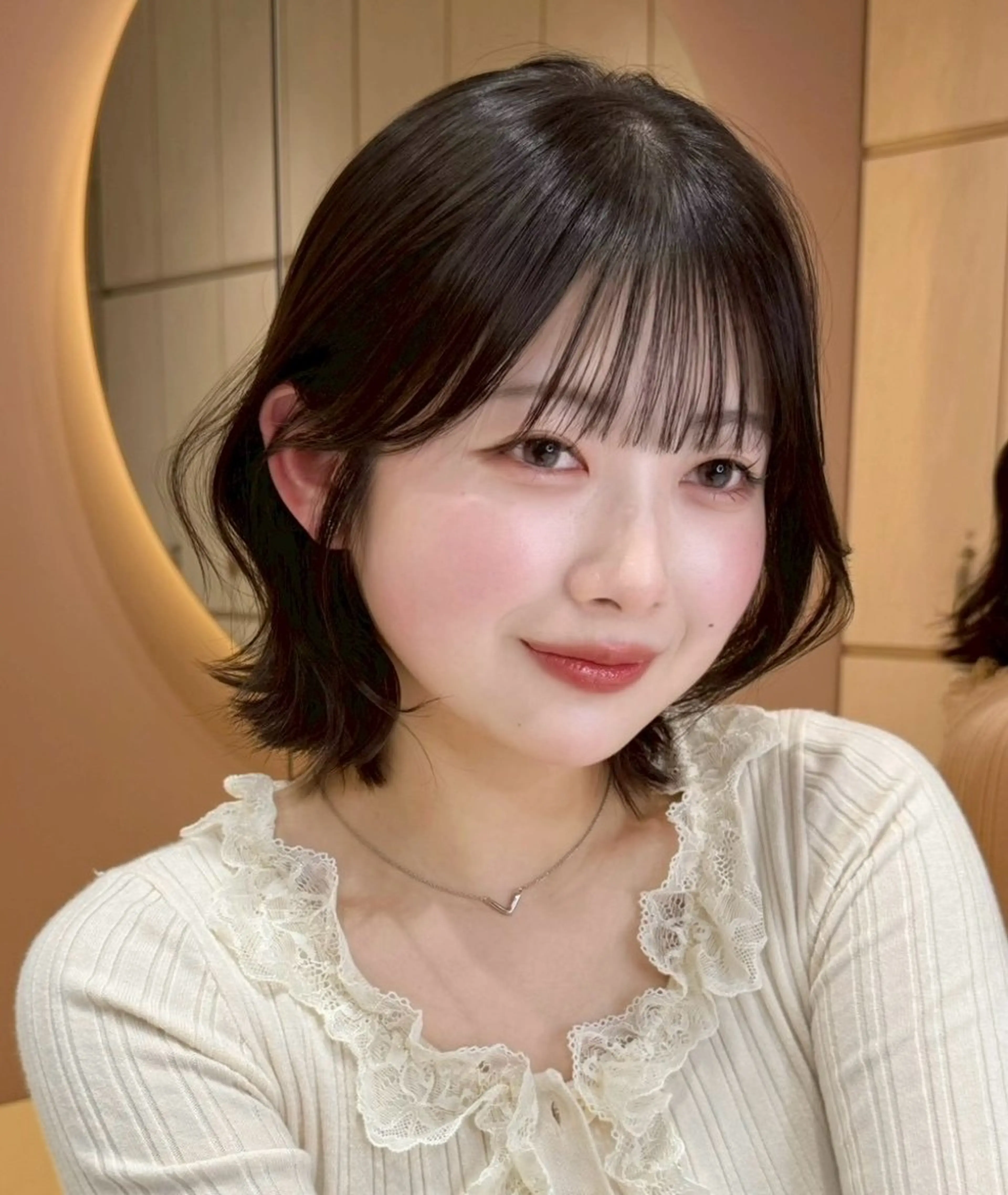 ショート カラー 切りっぱなしボブ ブリーチ ブリーチなしカラー ボブ 顔周りカット カット ヘアカラー 縮毛矯正 ボブ/縮毛矯正/美髪 髪質改善/大和田拓夢のヘアスタイル