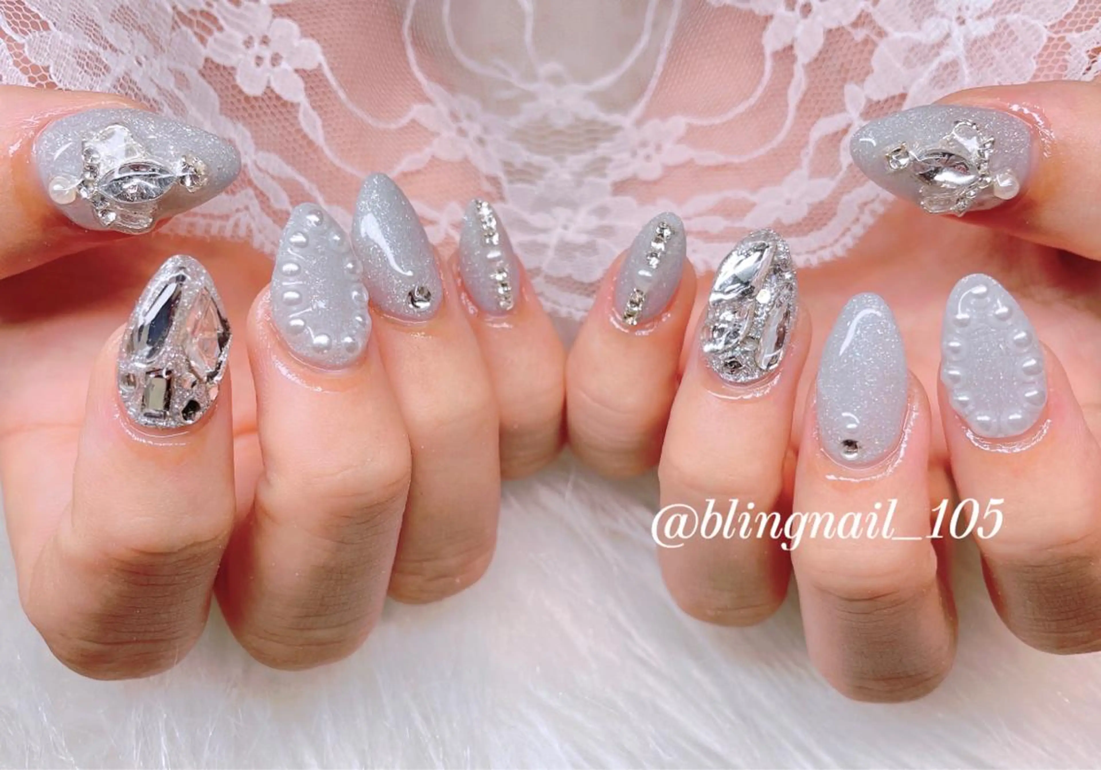 ネイル 23時まで❤︎韓国、 ワンホンネイルのネイルデザイン