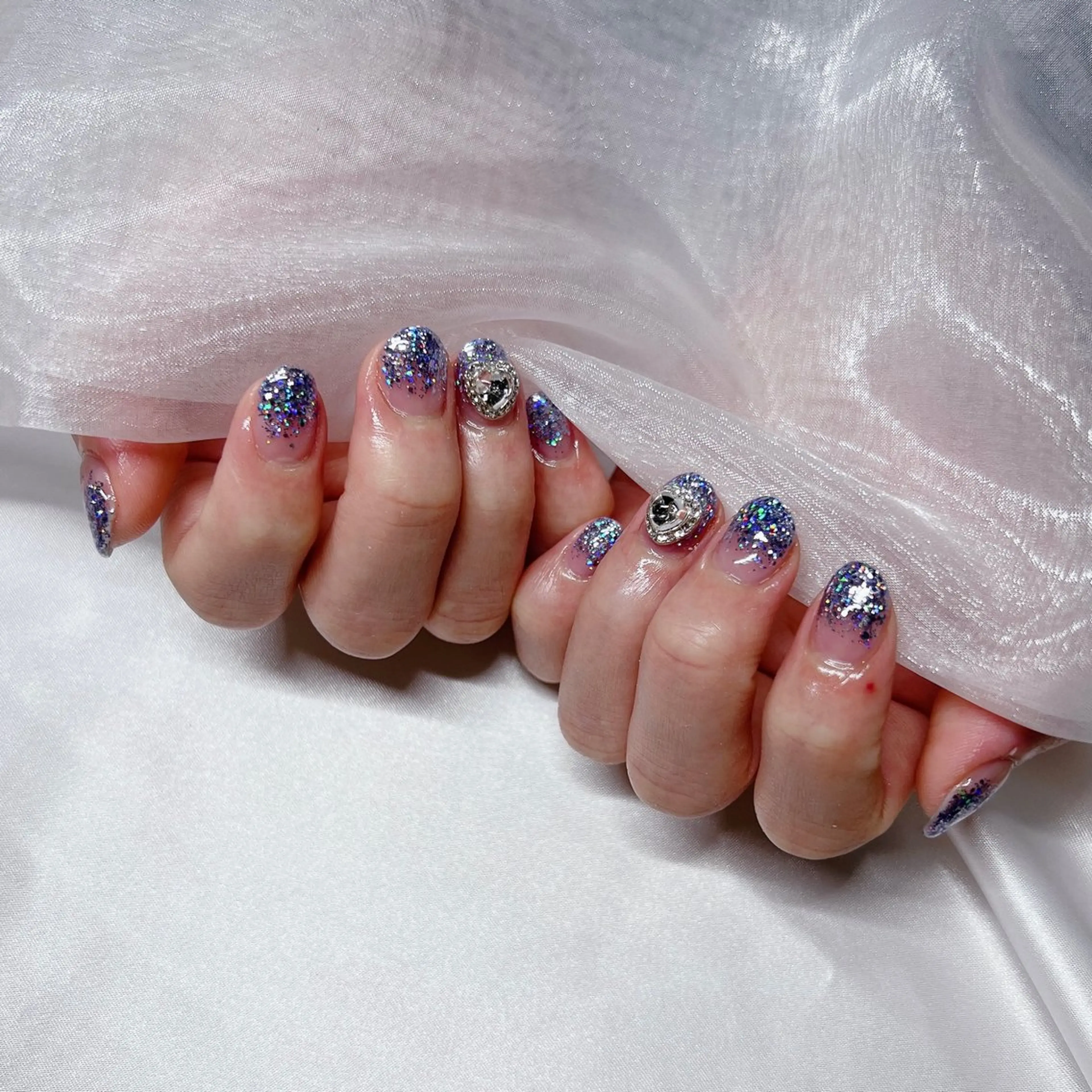 ネイル ジェルネイル 韓国ネイル ラメ(グリッター) マグネットネイル 持ち込み ハンドネイル -nail salon-Reward所属・nail salon Rewardのネイルデザイン