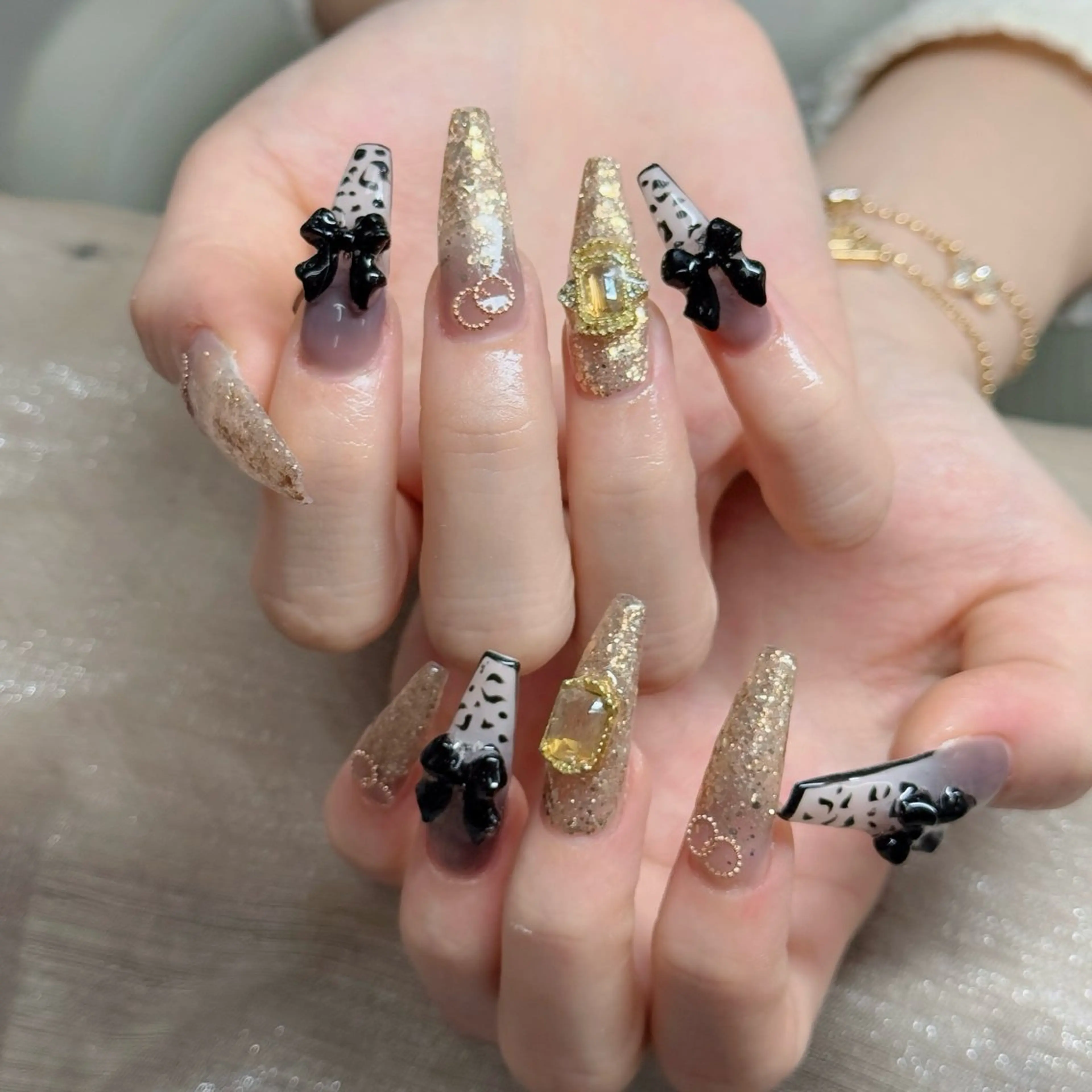 ネイル ロングネイル マグネットネイル リボン 夏ネイル スーパーロングネイル ハンドネイル Hani Nail XUKAのネイルデザイン