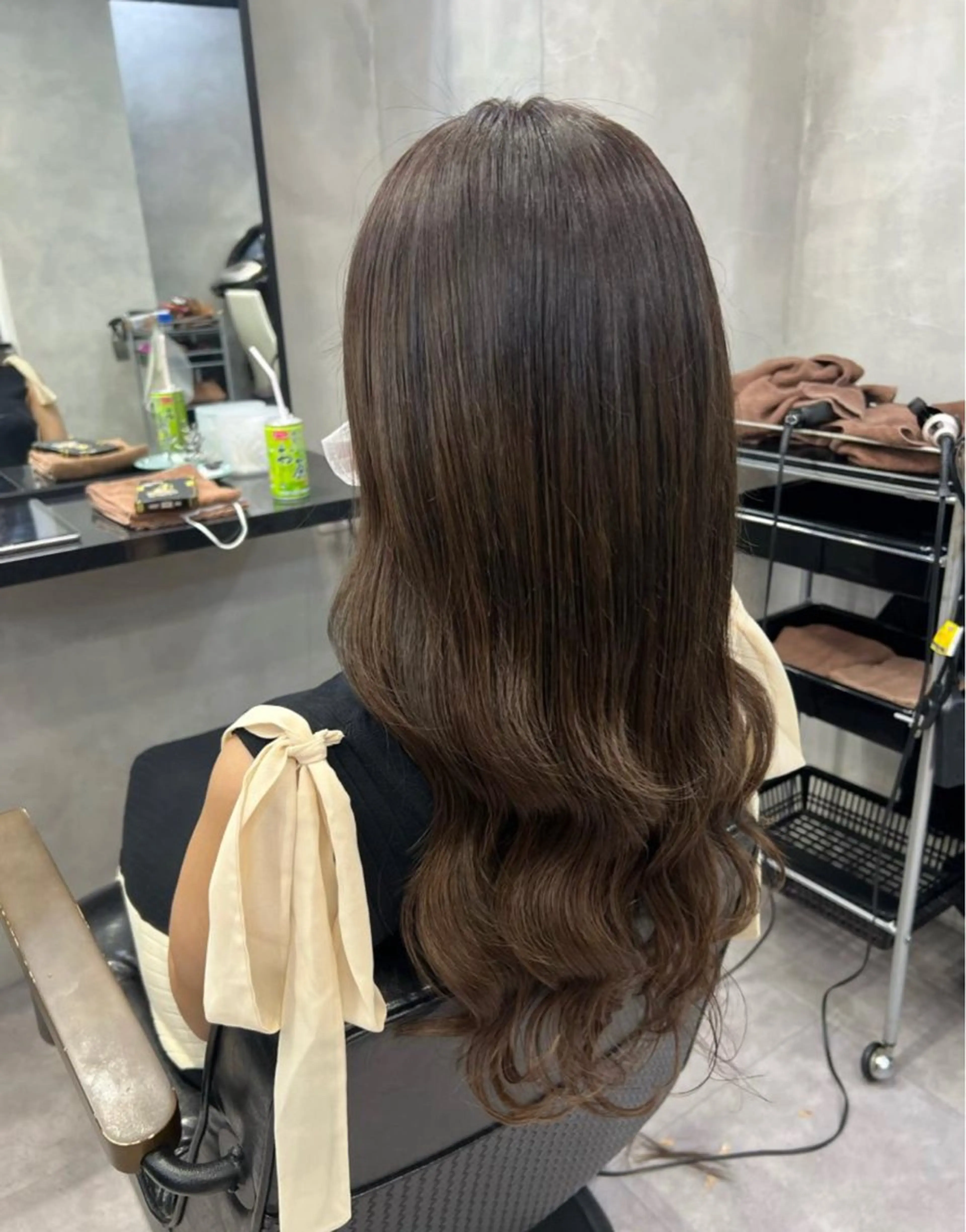 セミロング 濱川響太レディース カットモデルのヘアスタイル