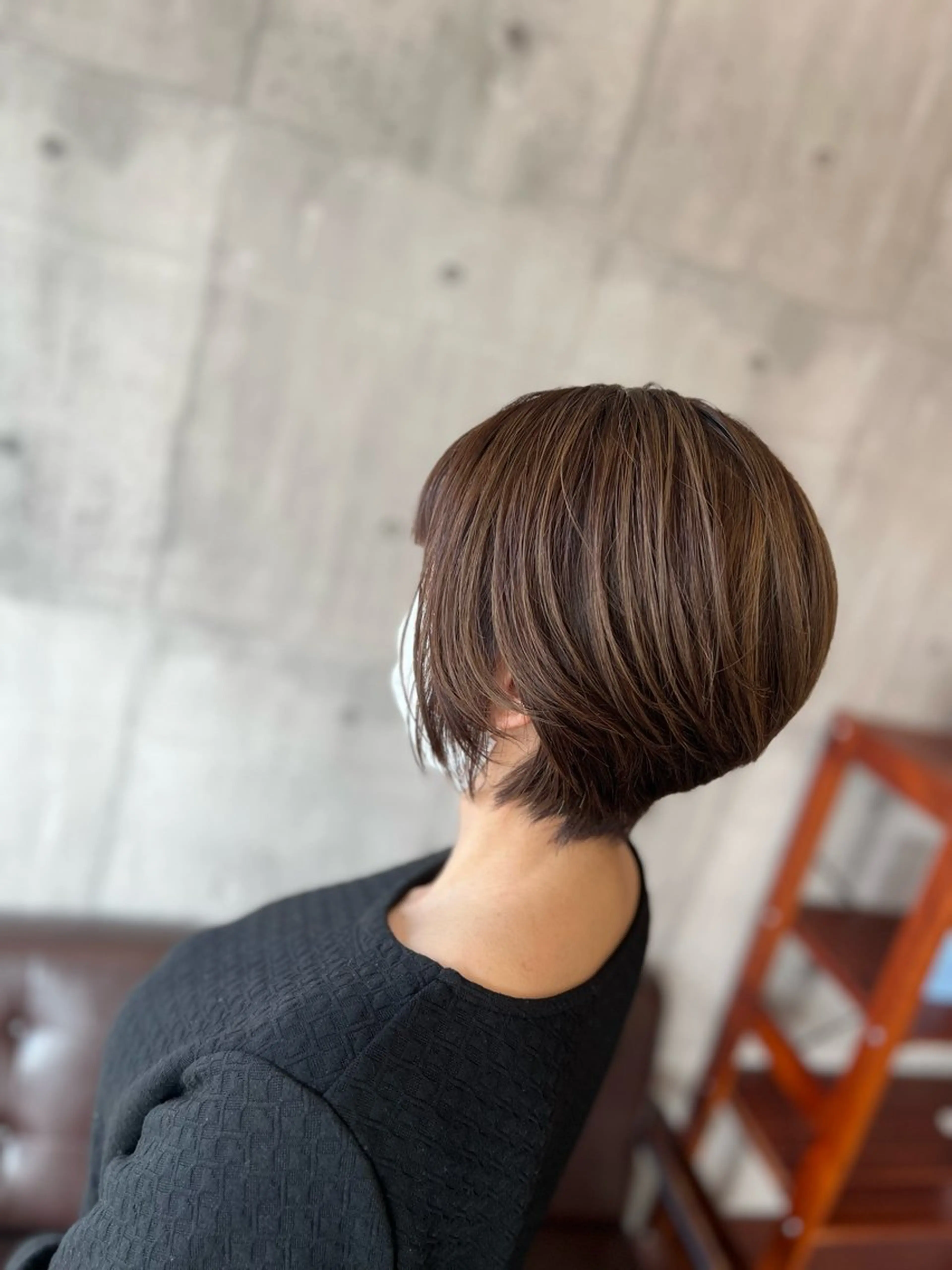 ショート カラー くびれヘア ショートヘア カット ヘアカラー トリートメント Style Tのヘアスタイル