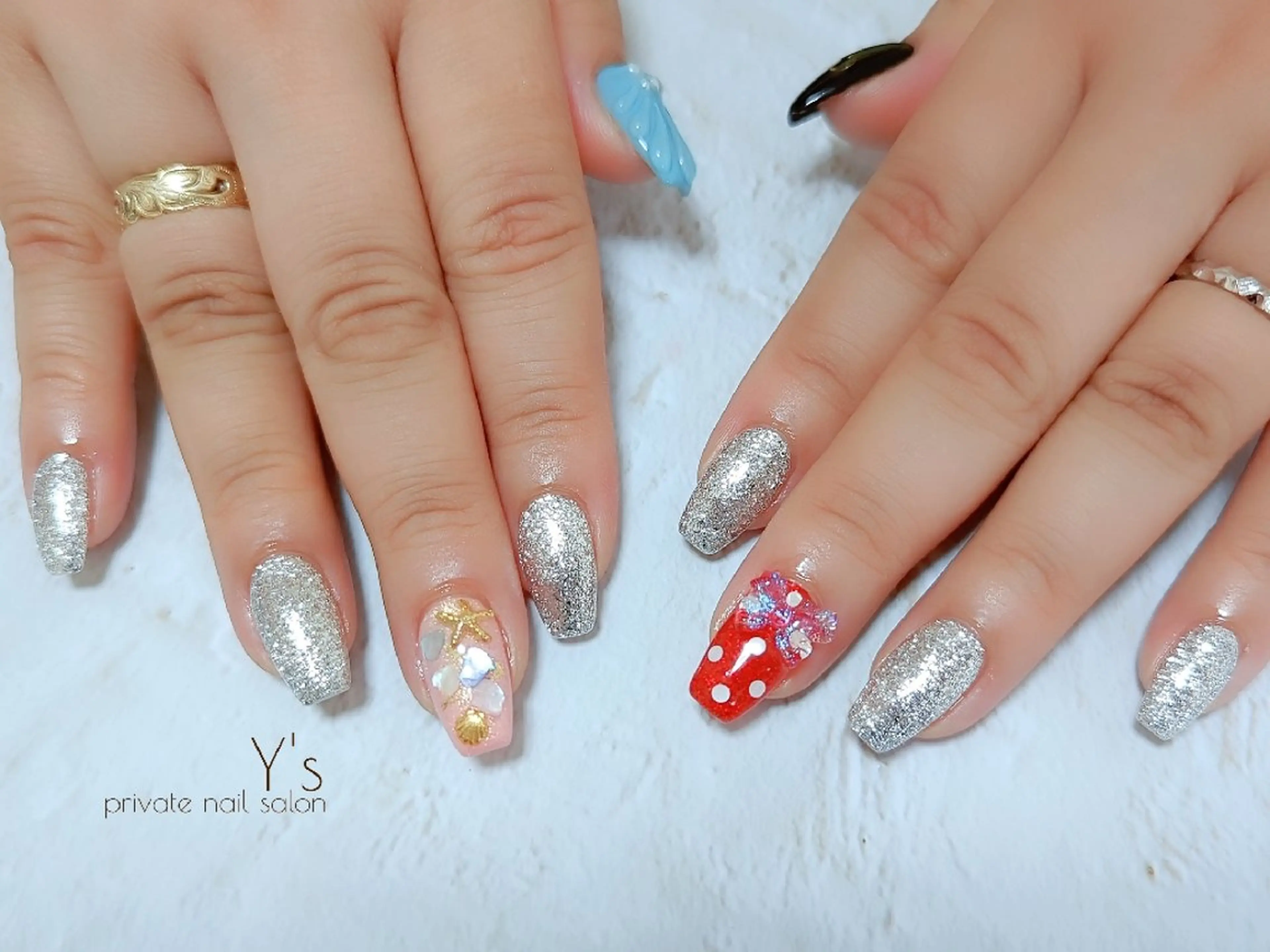 ネイル ハンドネイル YUMI NAGAI  のネイルデザイン