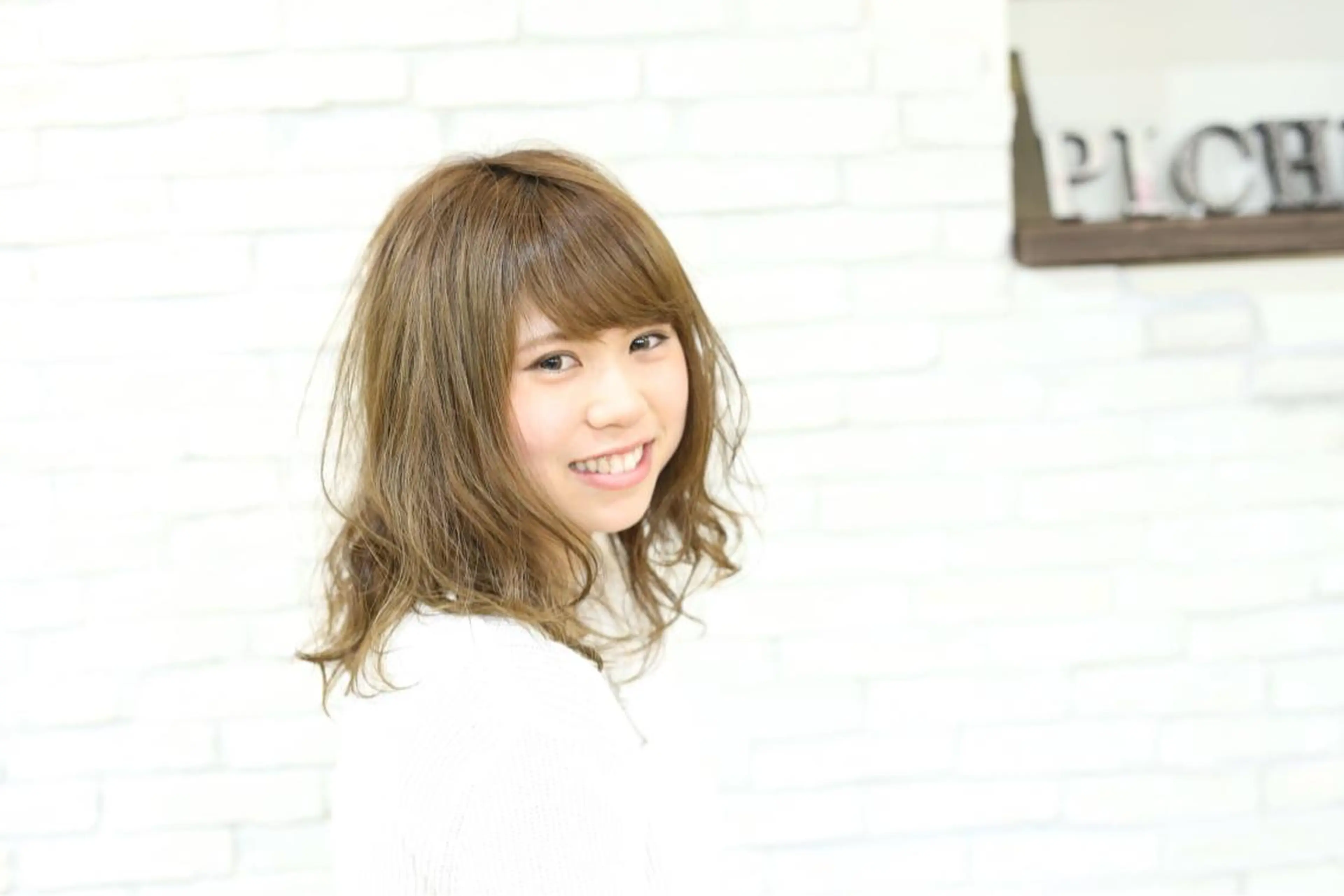 ミディアム kurata miyuuのヘアスタイル