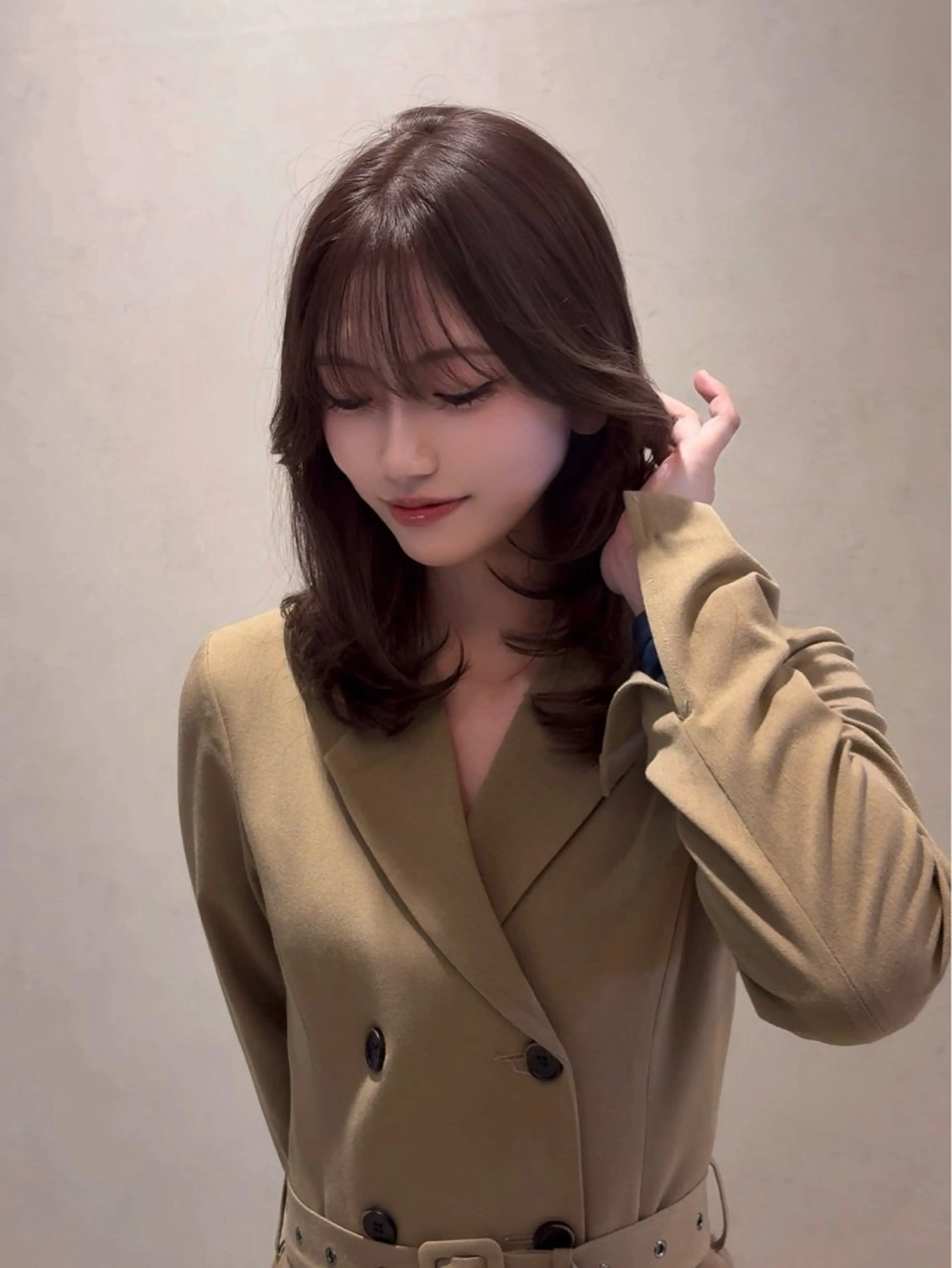 ミディアム カラー ベージュカラー ブリーチ ダブルカラー モカベージュ ブリーチなしカラー ヘアカラー meby所属・🩵福岡ブリーチなし レイヤー/紫音🩵のヘアスタイル