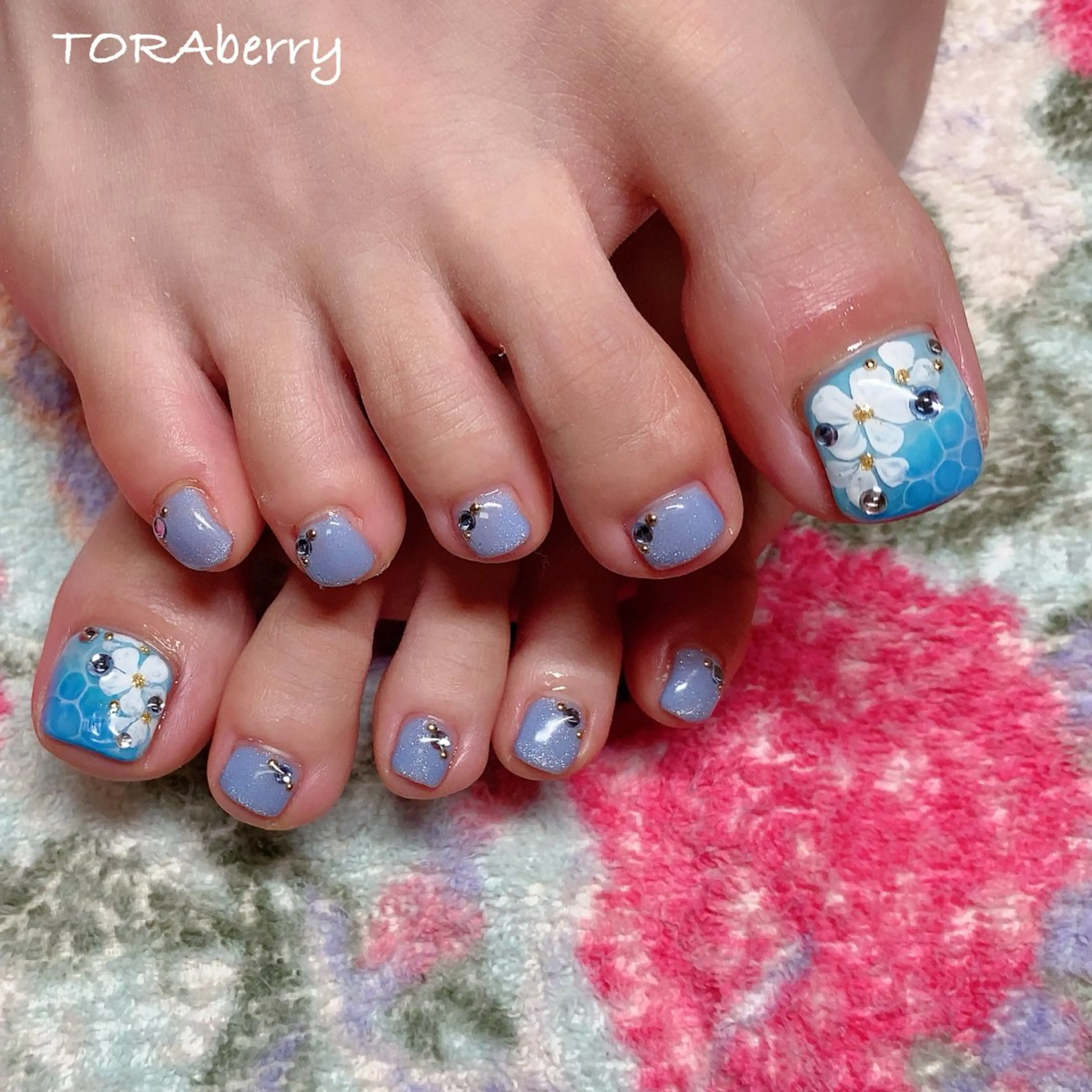 ネイル フットネイル ネイリスト なつみのネイルデザイン