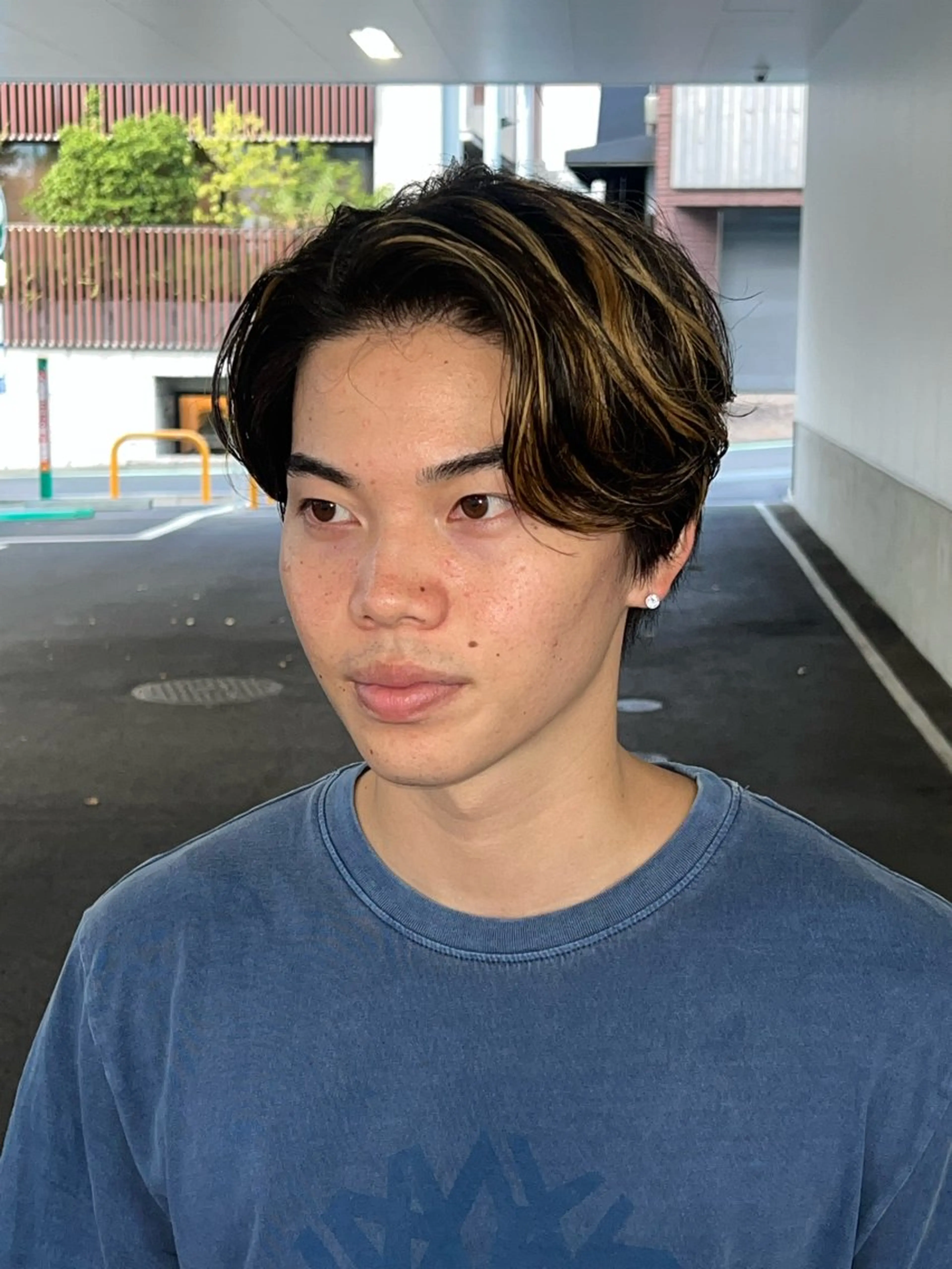 ⭐️ハイライト(ケアブリーチ)orローライト⭐️＋選べるトリートメントの写真