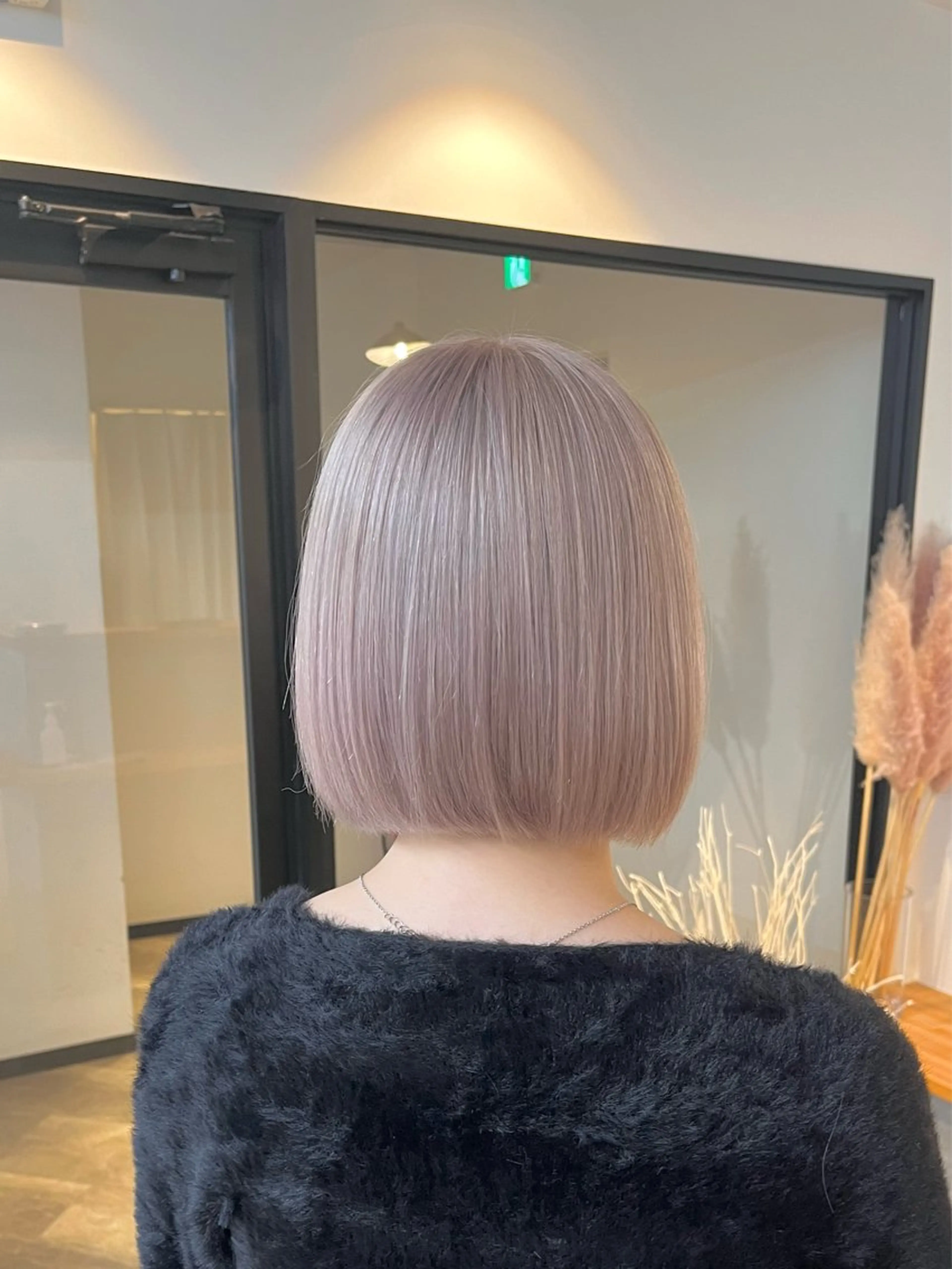 ショート カラー ヘアカラー ハイトーンカラ ー/小川のヘアスタイル