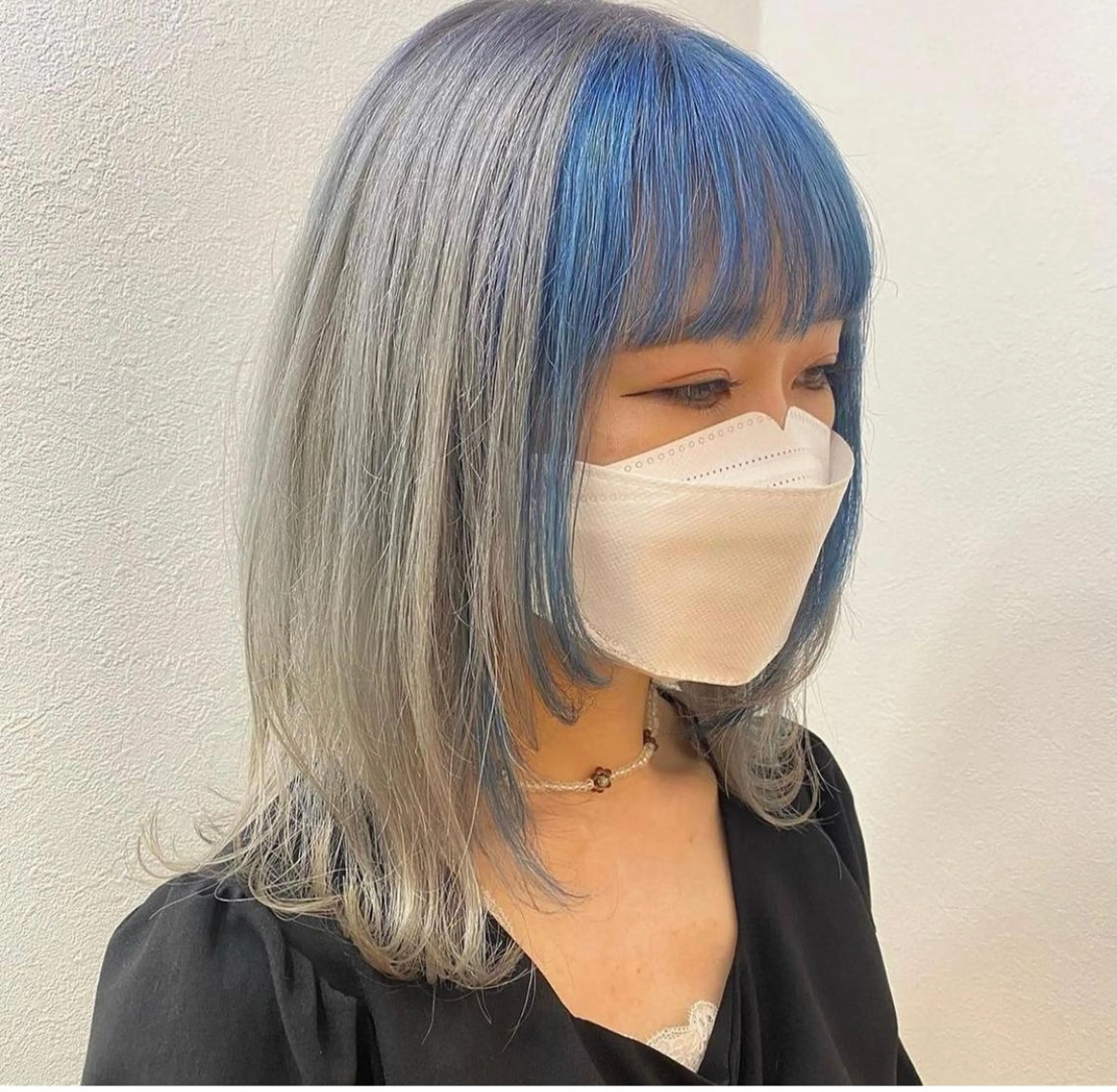 ミディアム カラー 顔周りカット カット ヘアカラー Beleza 渋谷所属・Kazusa/渋谷/ エクステ/ハイトーンのヘアスタイル