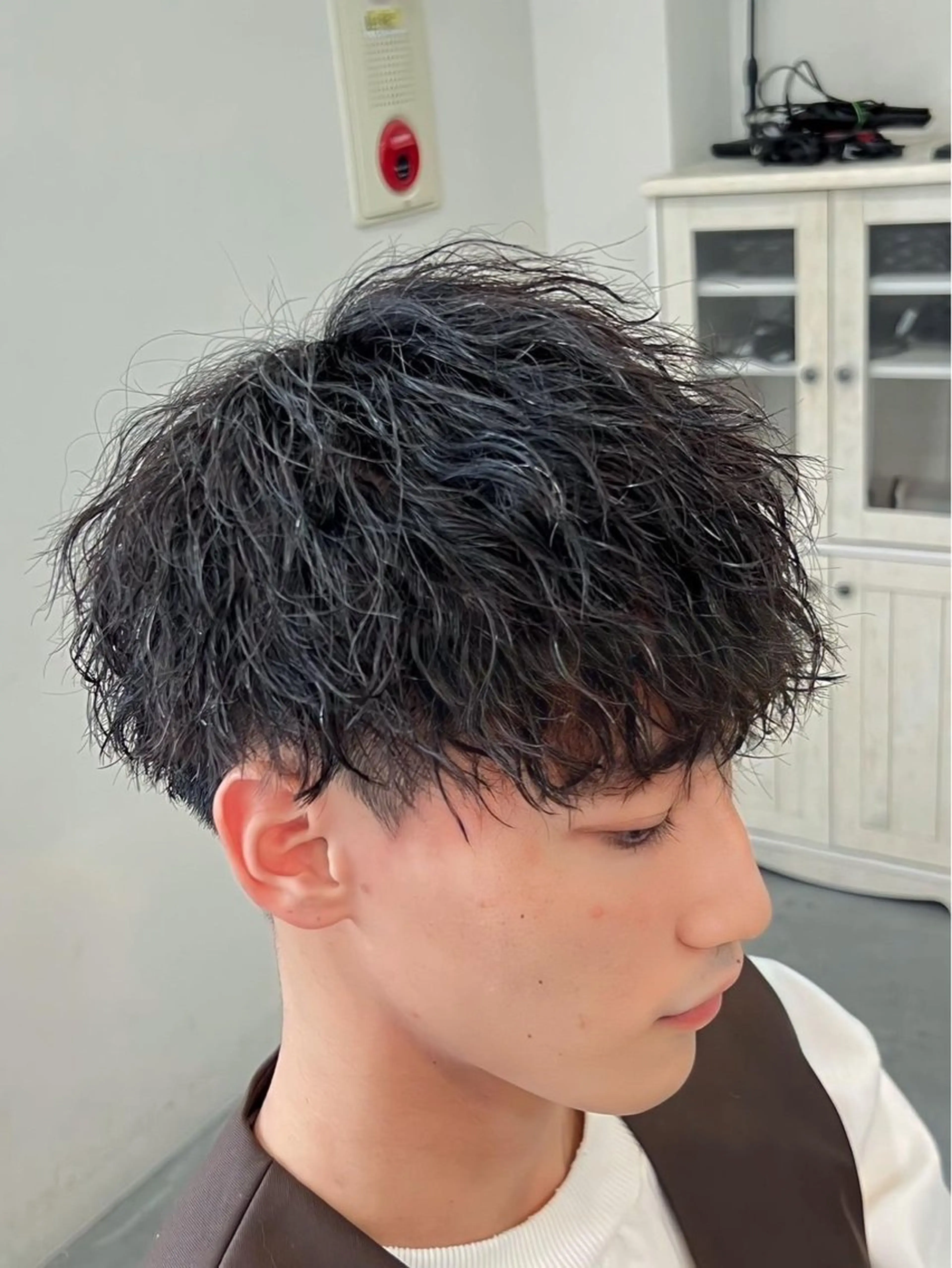 パーマ メンズ CLOVER学園前所属・鶴井 地のヘアスタイル