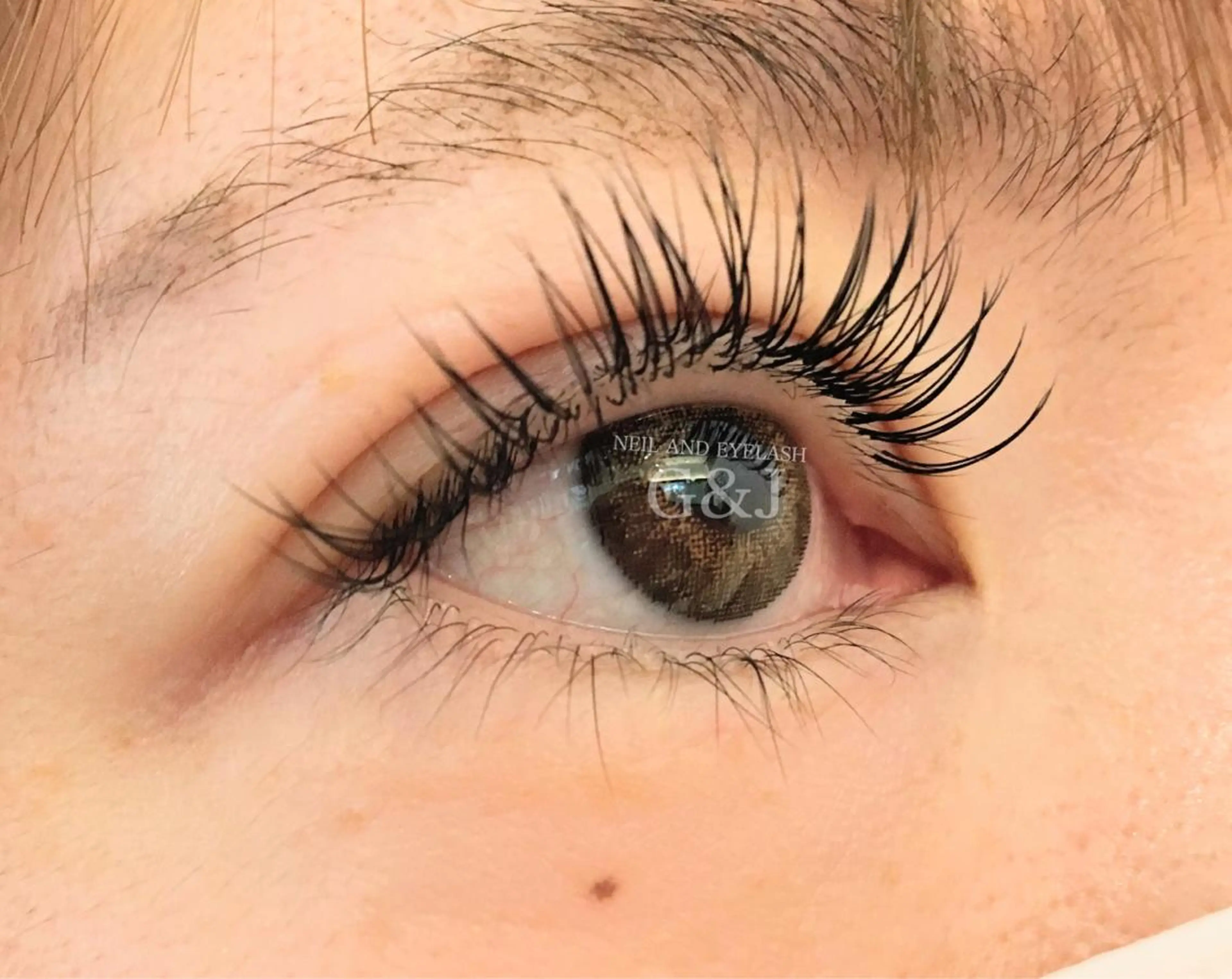 マツエク・マツパ Cカール セーブル Eyelash  Salon FAXIA大宮店所属・FAXIA Mihoの眉毛・アイブロウイメージ