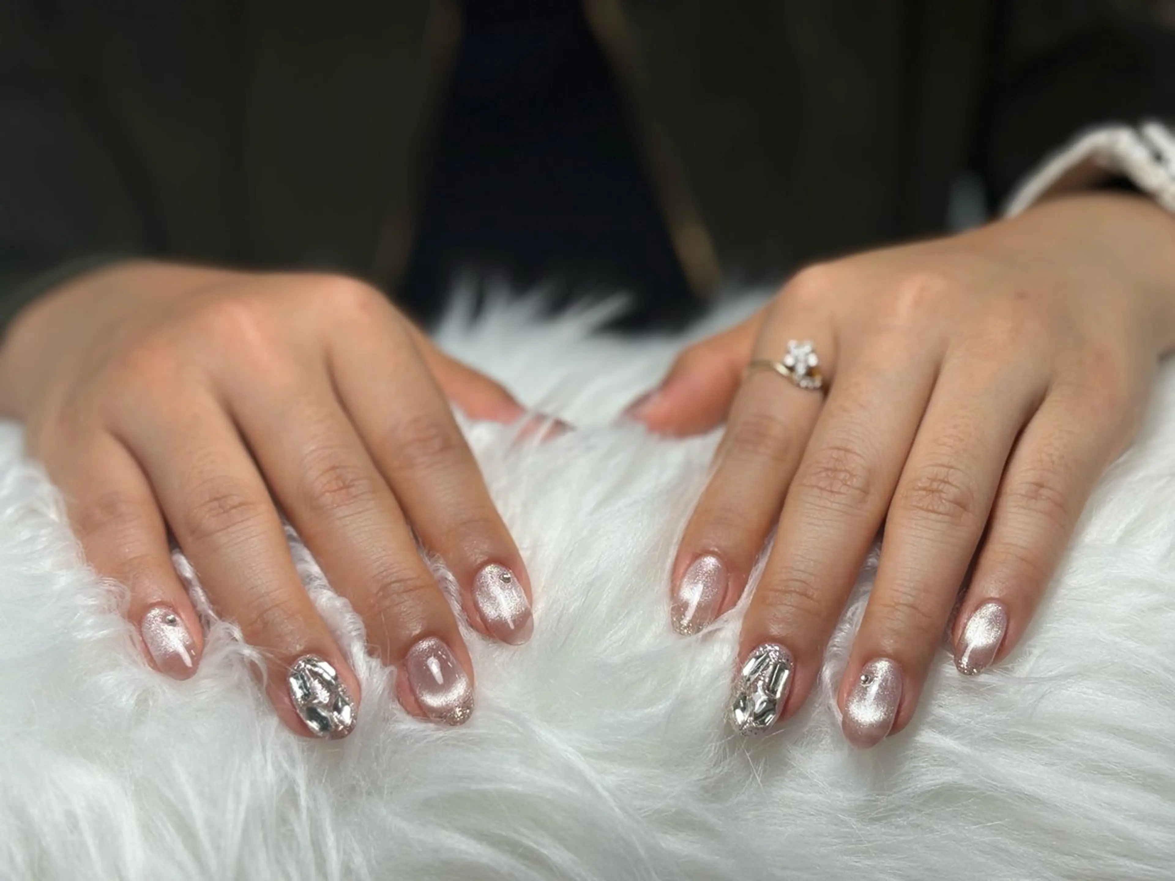 ネイル アートネイル 長さ出し ジェルネイル マグネットネイル ニュアンスネイル なな_ CloudyChanのネイルデザイン