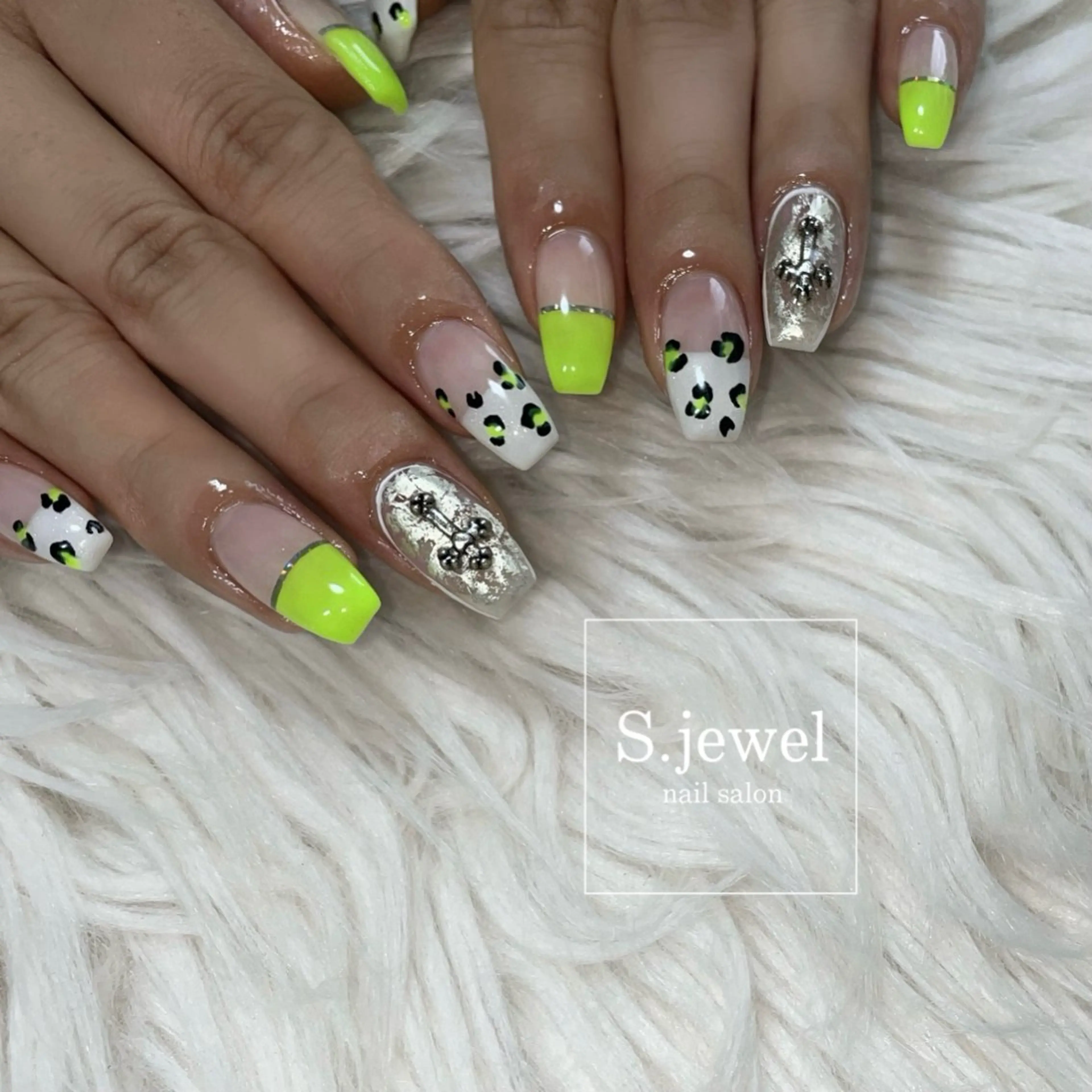 ネイル S♡JEWEL所属・S. JEWELのネイルデザイン