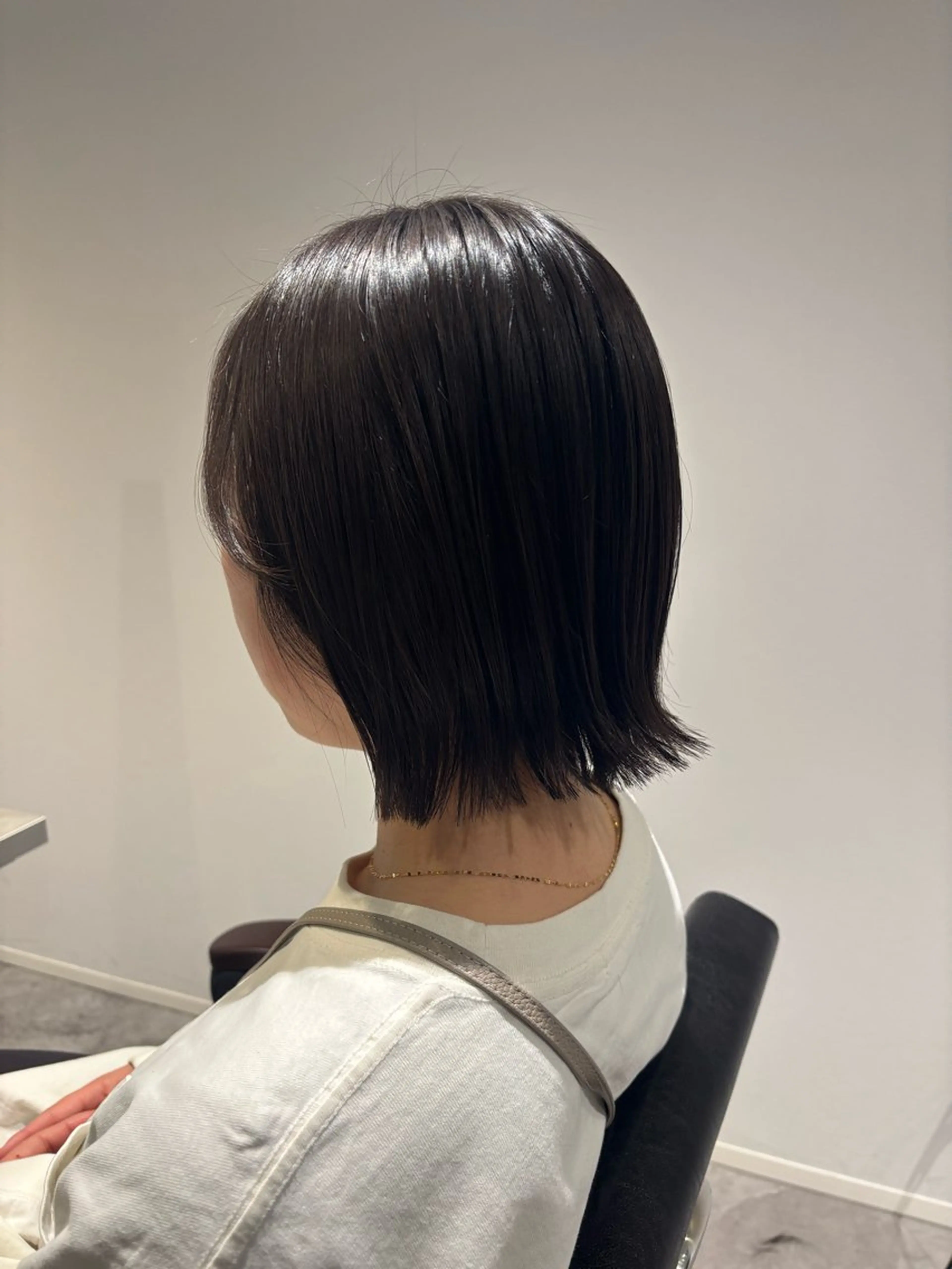 ミディアム ボブ カット 長尾ゆりの/ボブ/ ベージュ/ハイトーンのヘアスタイル