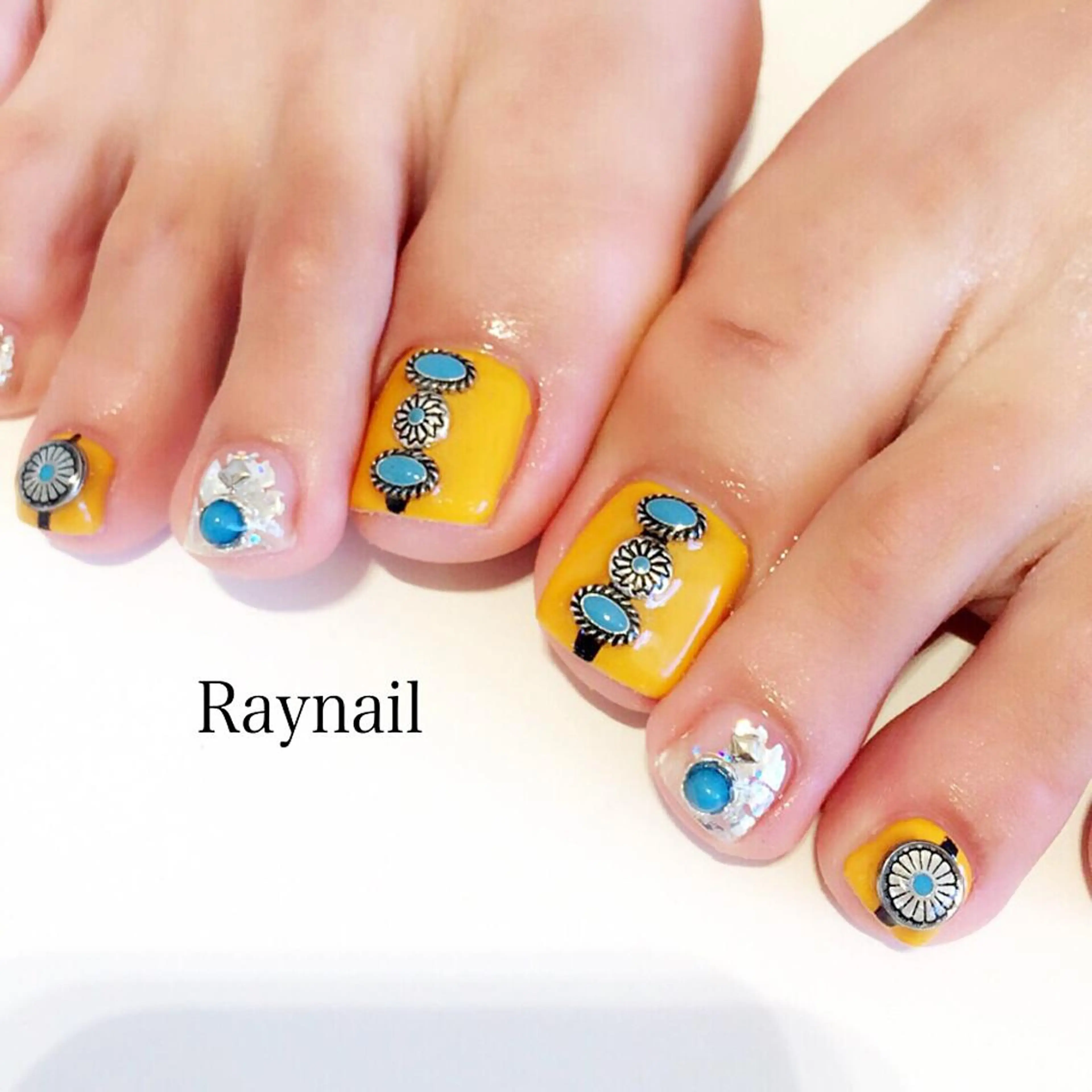 ネイル nailstudio ′ecole所属・nailstudio ′ecoleのネイルデザイン