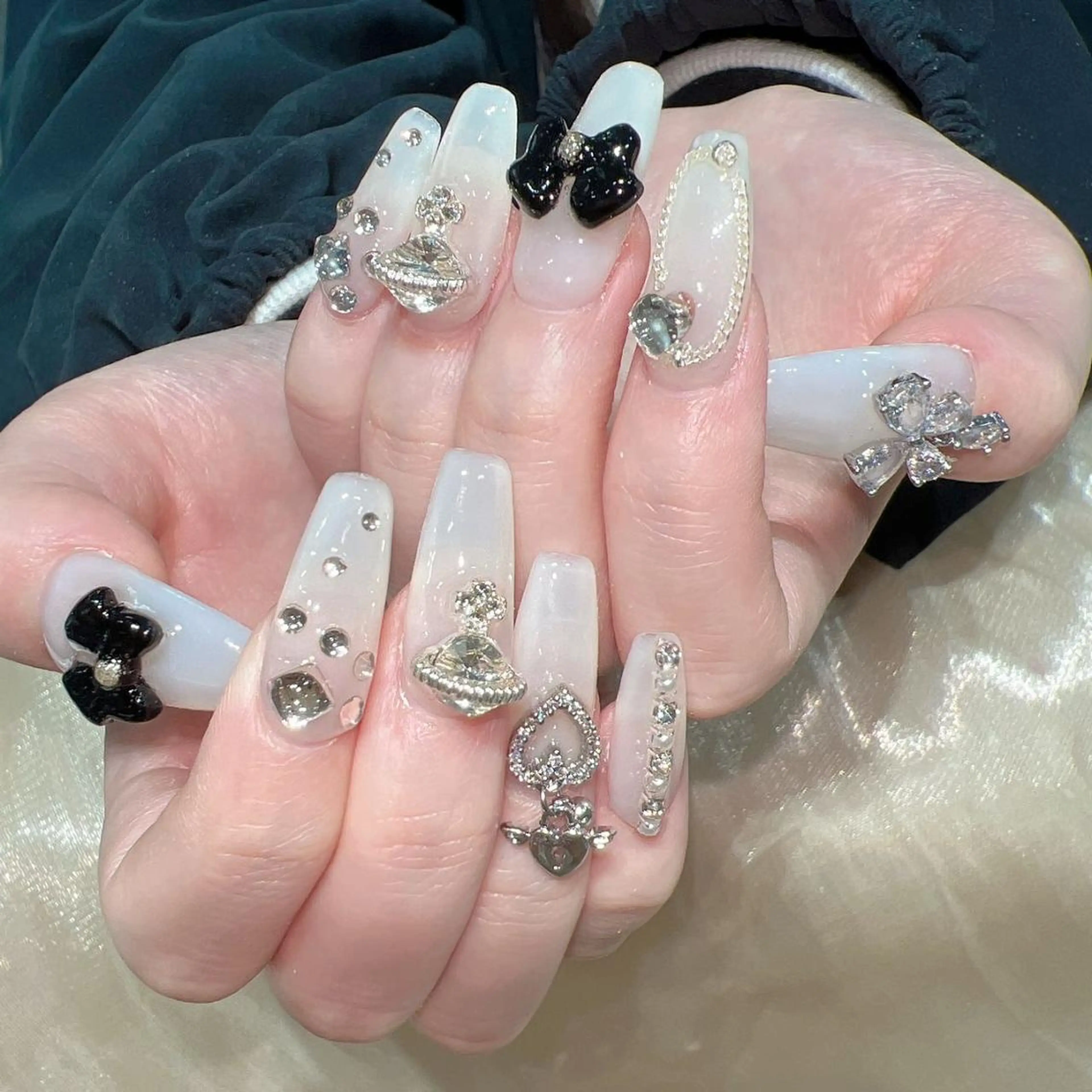 ネイル Queens みなみのネイルデザイン