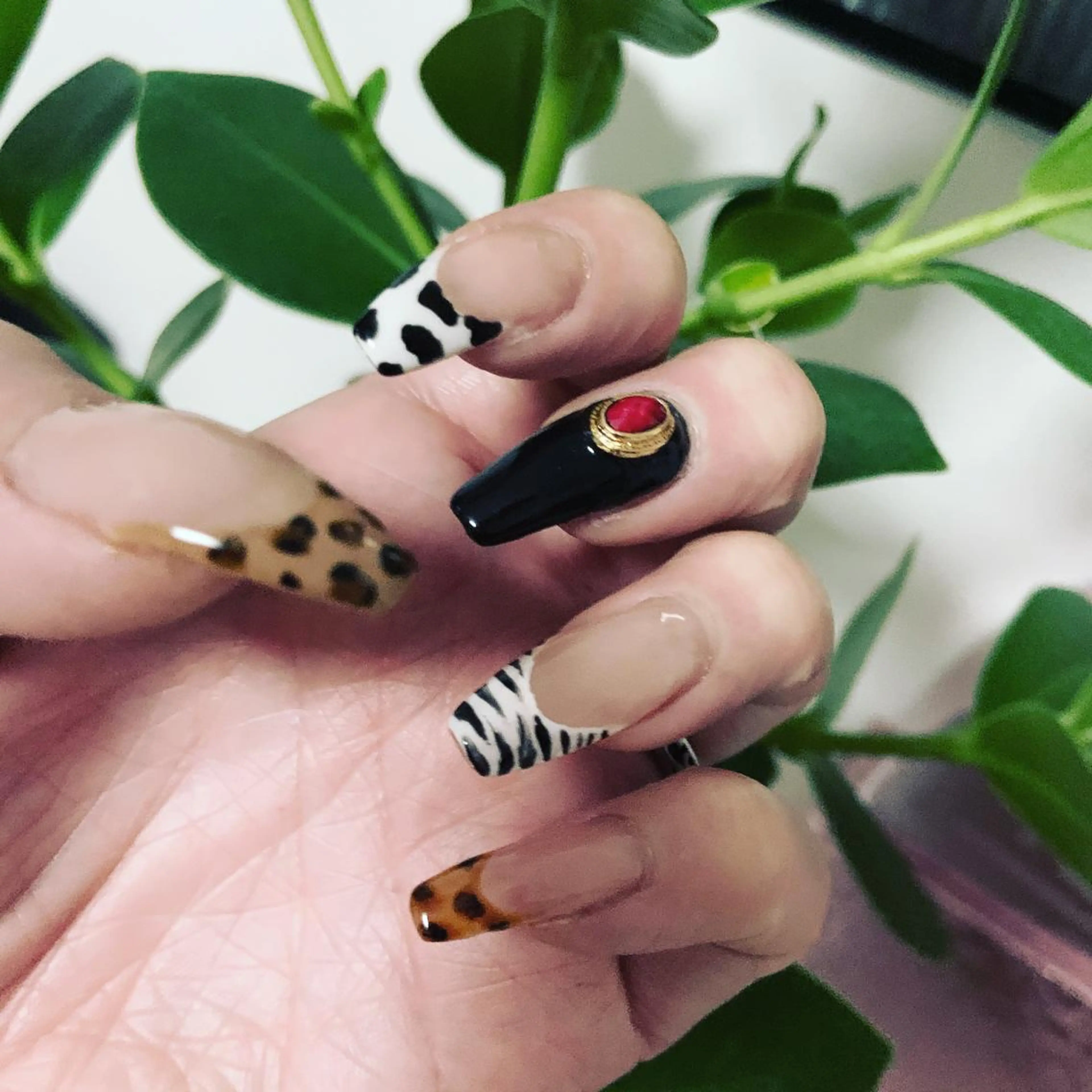 ネイル nail.gorin所属・吉村 優子のネイルデザイン