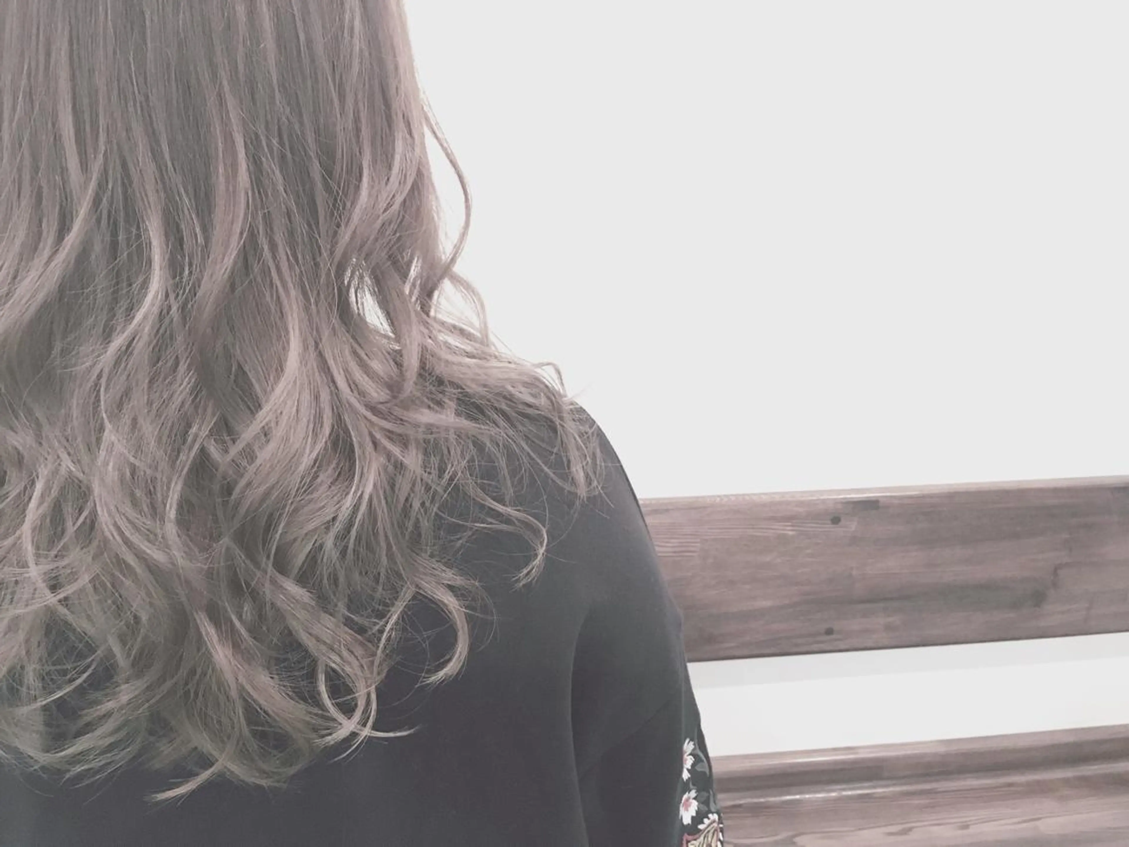 ロング カラー アディクシーカラー ブリーチ ダブルカラー グラデーションカラー ハイライトカラー てんま さやかのヘアスタイル