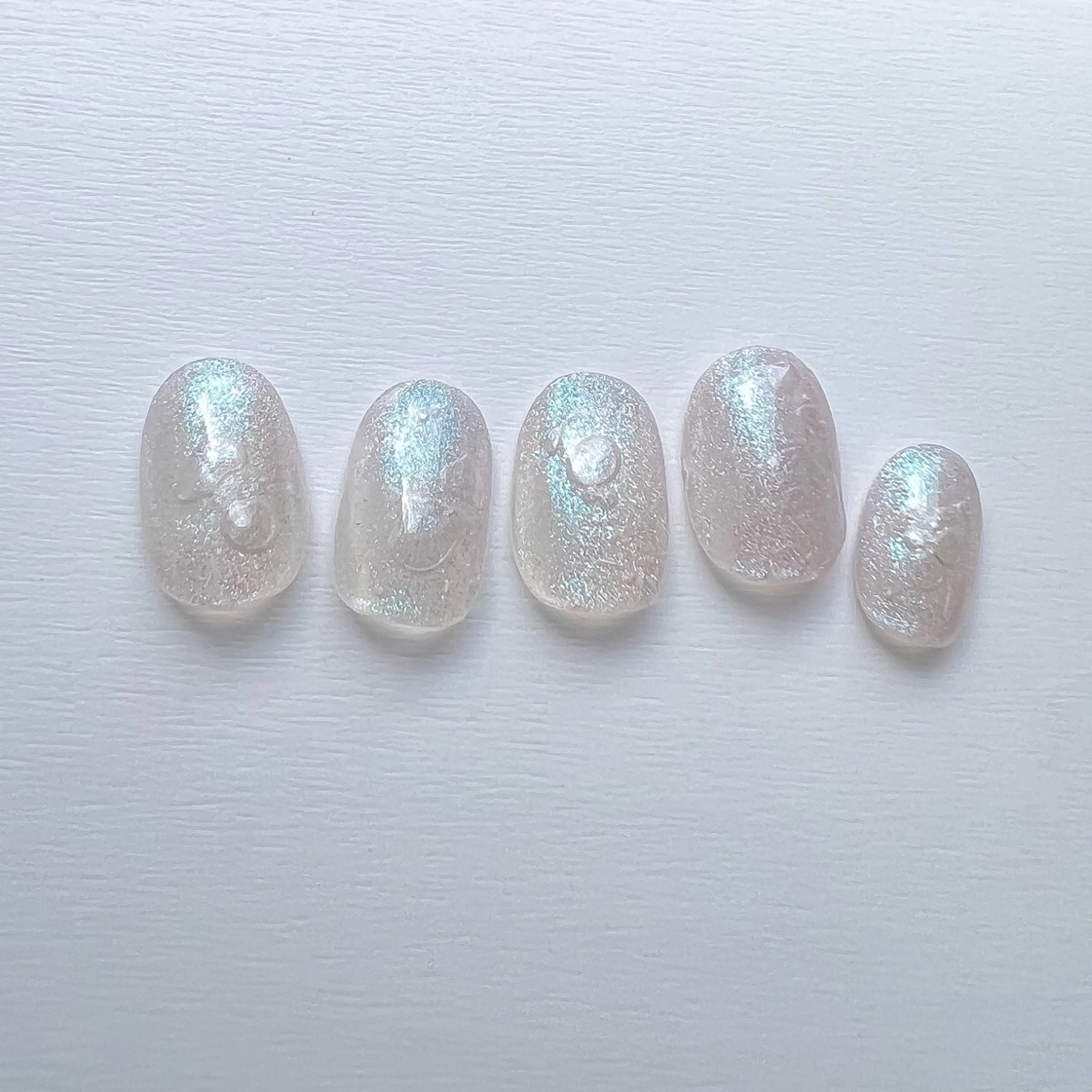 ネイル オーロラネイル ブルー マグネットネイル ハンドネイル pointillé .ayaのネイルデザイン