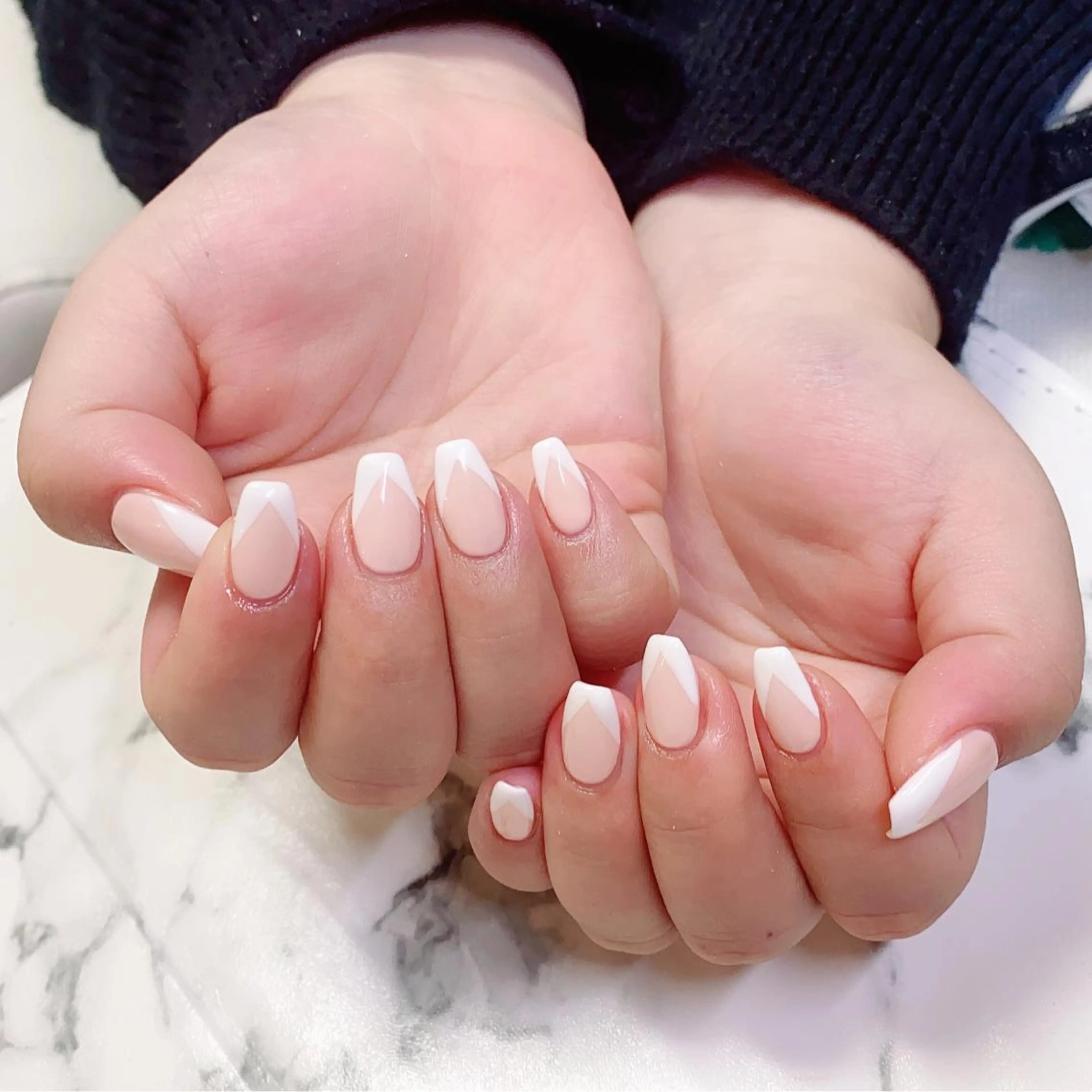 ショート カラー ネイル フレンチネイル Q Free nailsのネイルデザイン