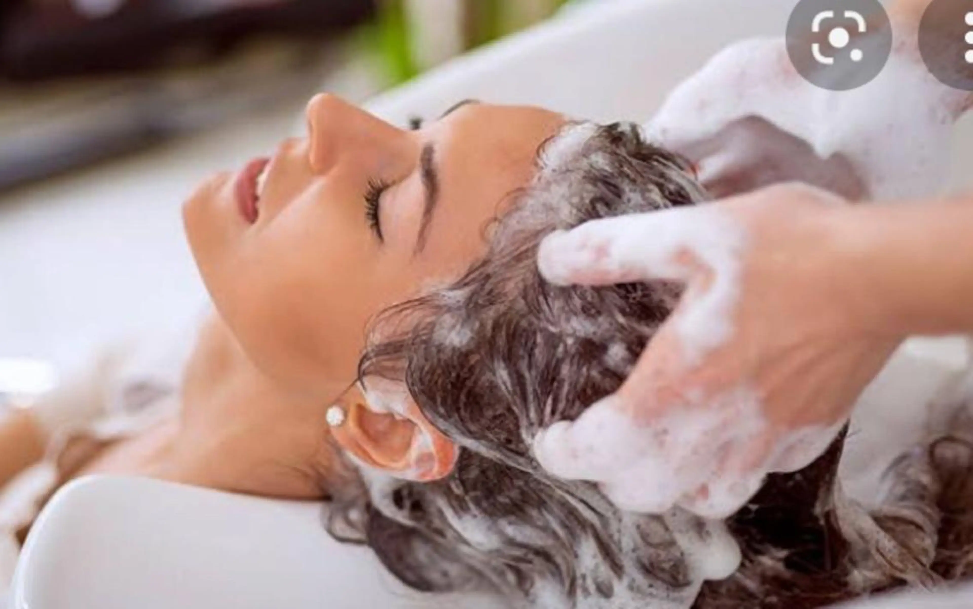 yui nishiwakiのヘアスタイル