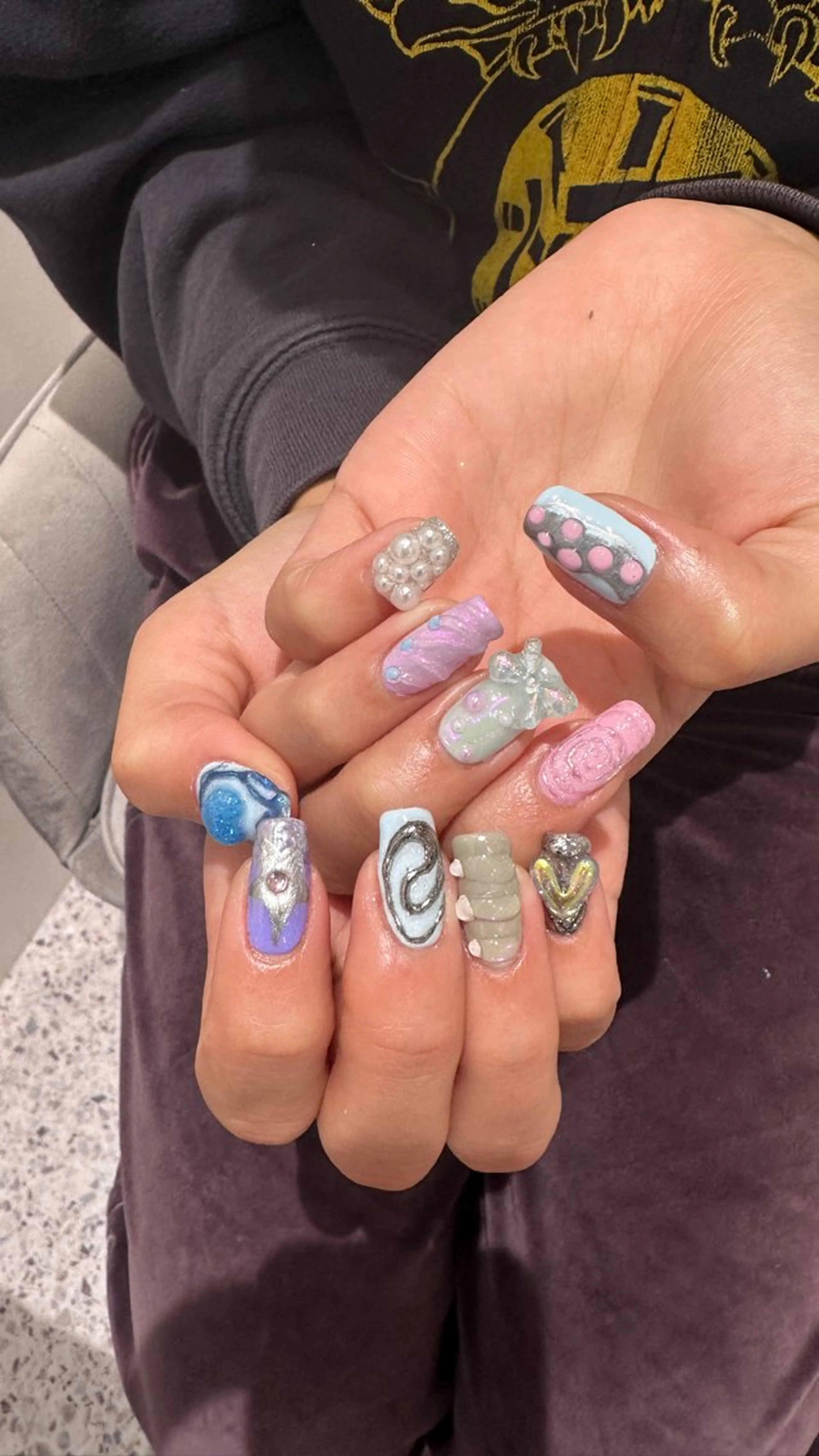 ネイル ハンドネイル 👽個性派ネイル🎀 komachiのマツエク・マツパデザイン