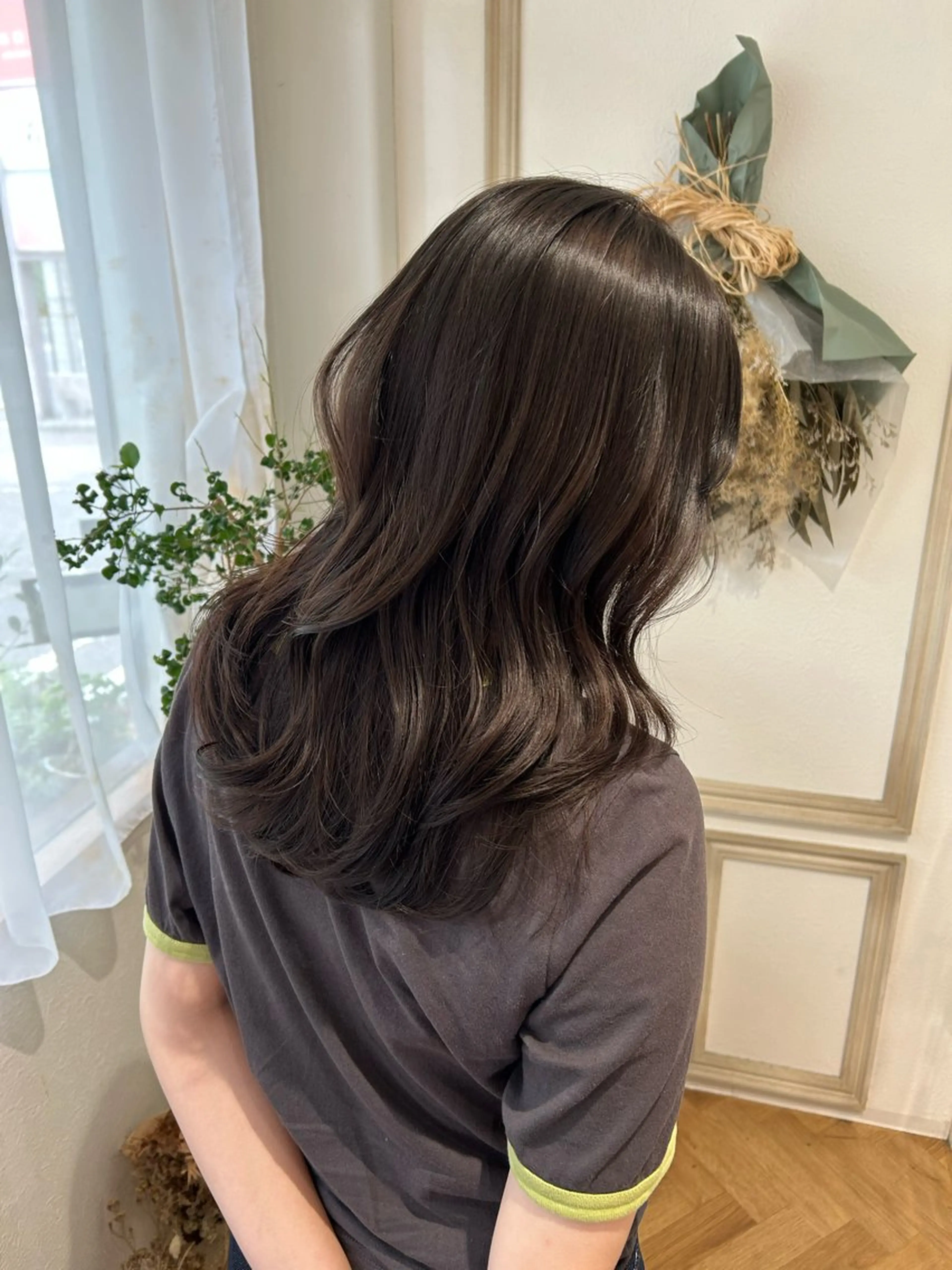 セミロング カラー 縮毛矯正 トリートメント ヘアカラー merc. 🩵妹尾杏菜のヘアスタイル