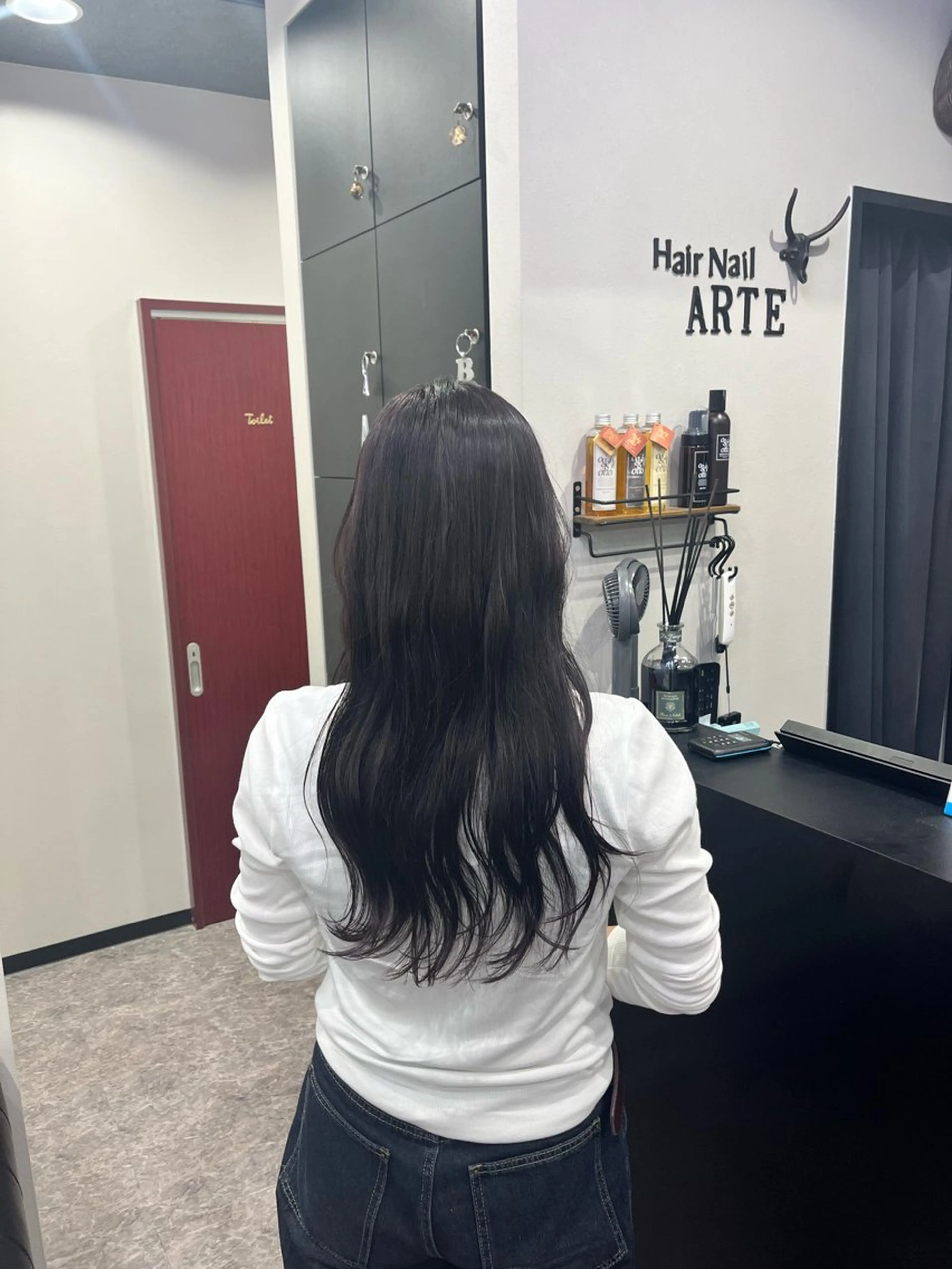 ロング カラー ヘアカラー 友滝 真菜美のヘアスタイル