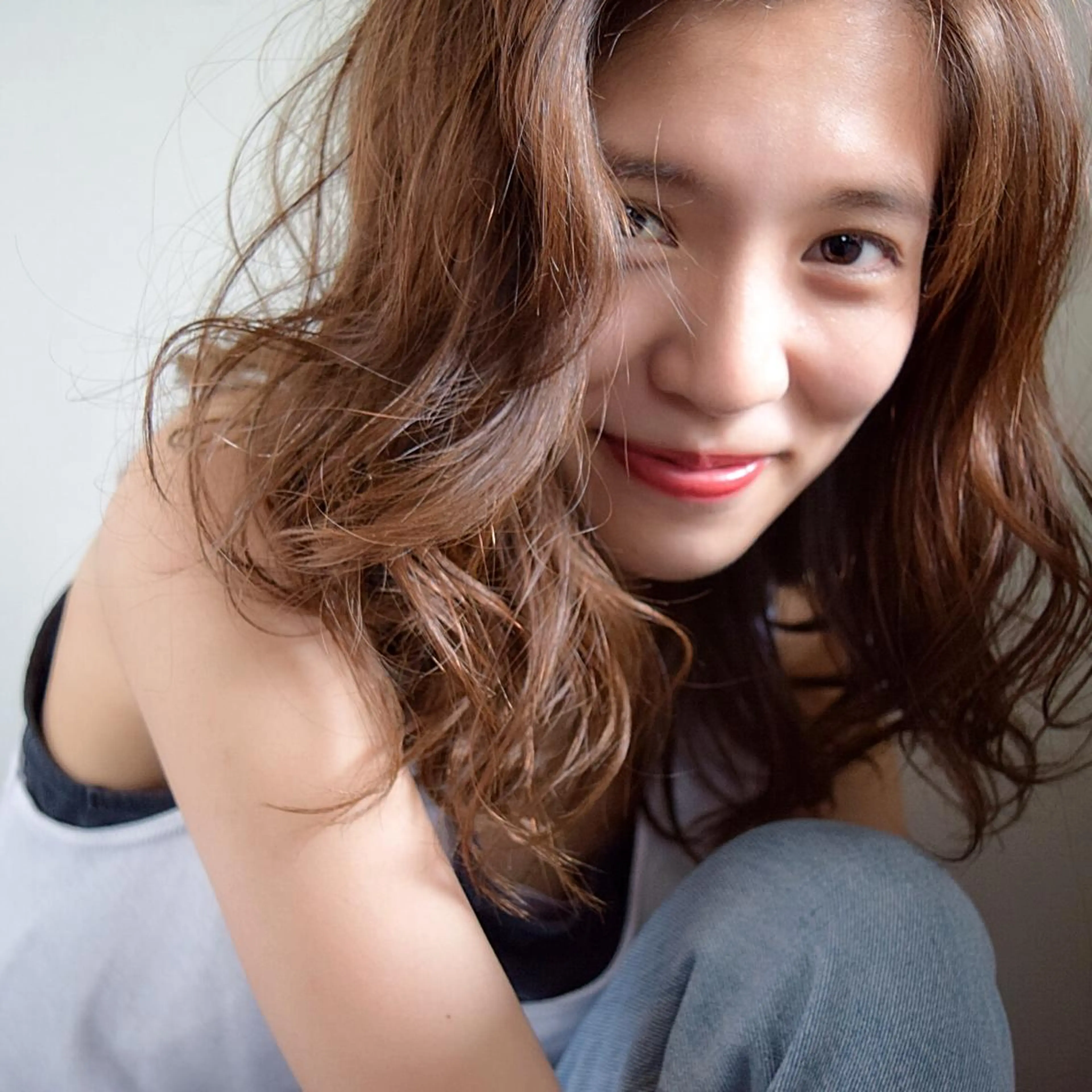 セミロング カラー 透明感カラー イルミナカラー 外国人風カラー トリートメント KANOI 銀座中央通り所属・上條 航平のヘアスタイル