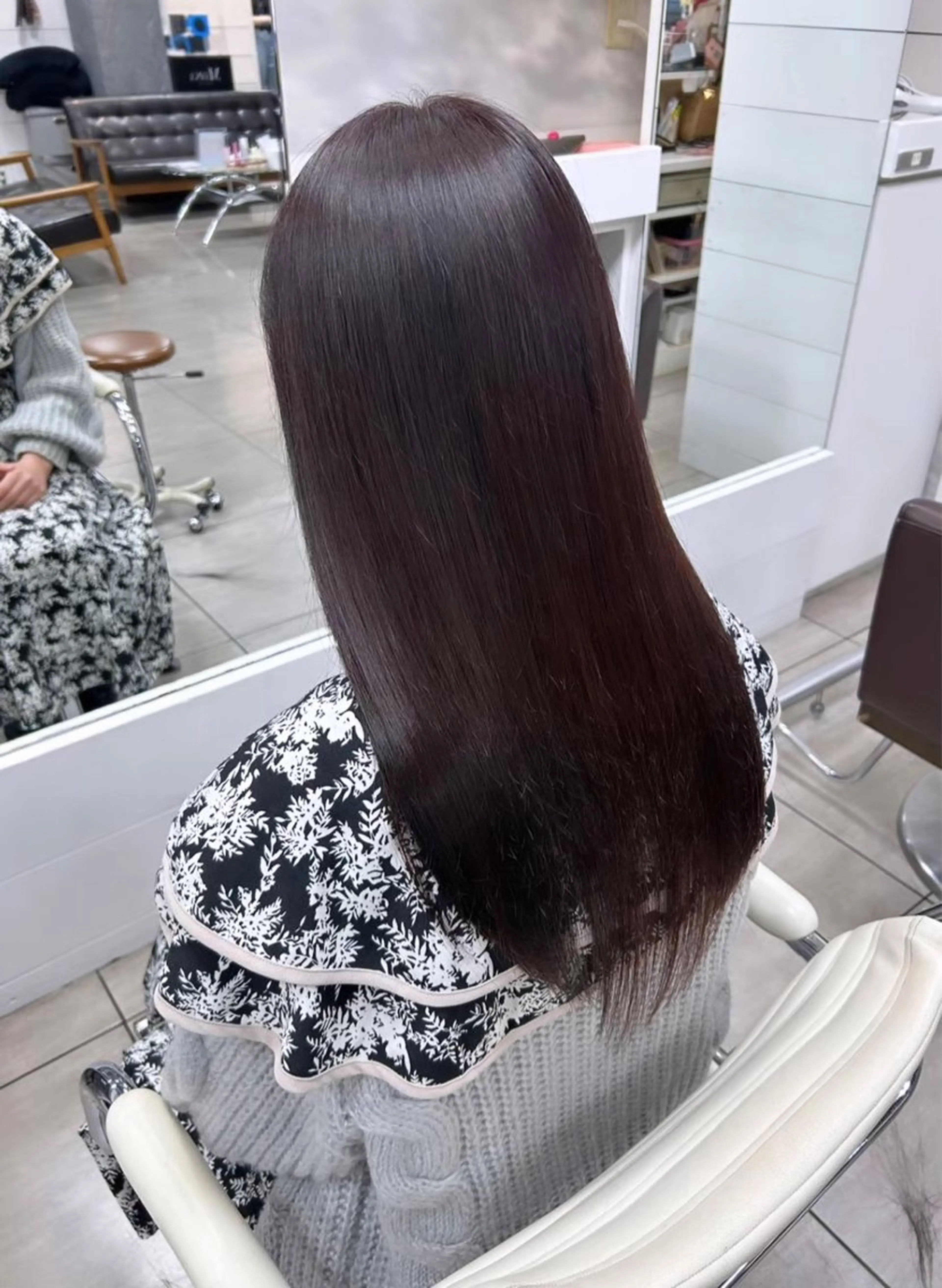 セミロング 縮毛矯正✖髪質改善 仁木伸明のヘアスタイル