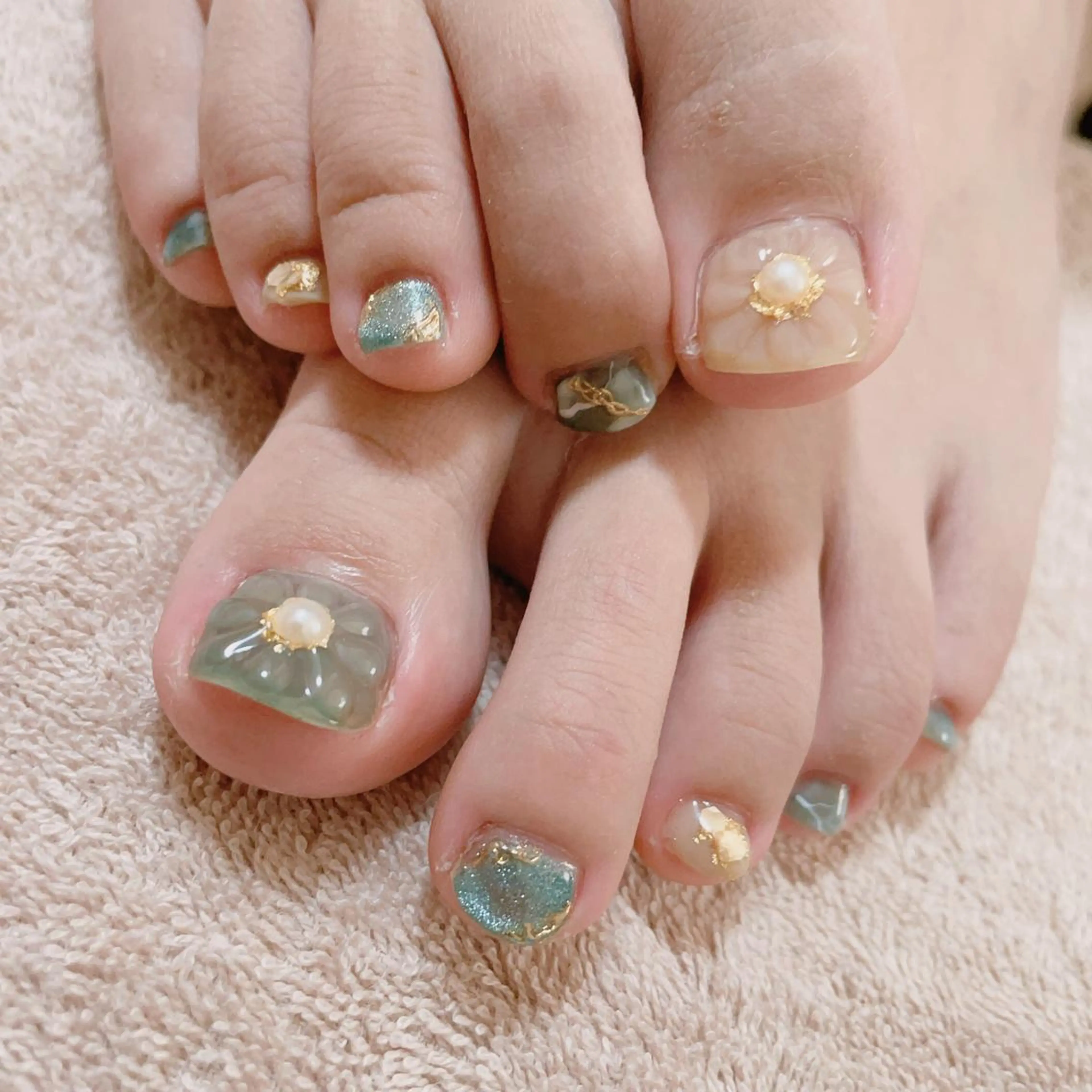 ネイル フットネイル nakamoto yuukaのネイルデザイン