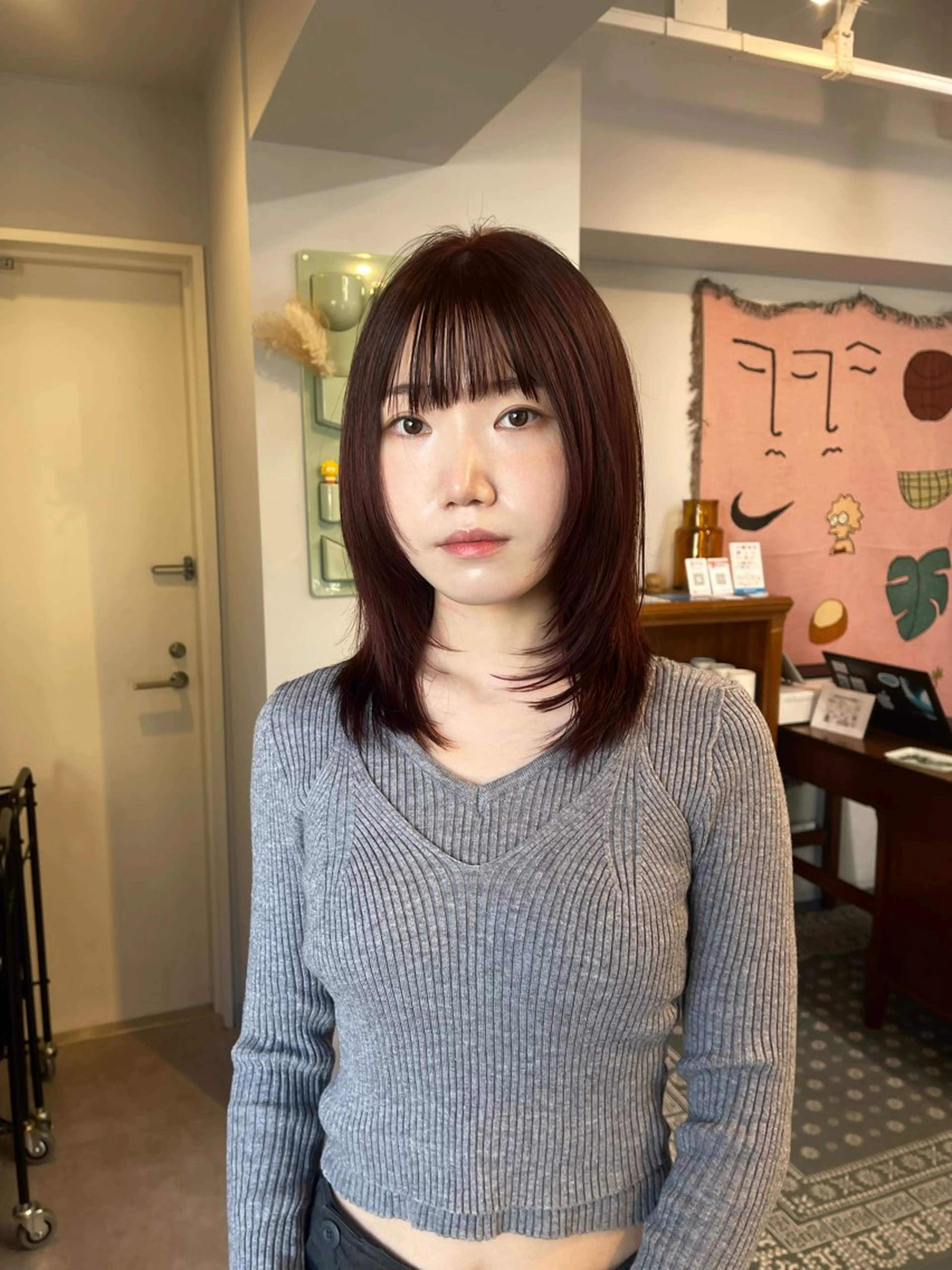 ショート カラー ブリーチ ボルドーカラー ブリーチなしカラー レイヤーカット カット ヘアカラー トリートメント ヘアセット MEY HAIR / CURLYS所属・丁寧なカウンセリング 🌿KENTA🌿のヘアスタイル